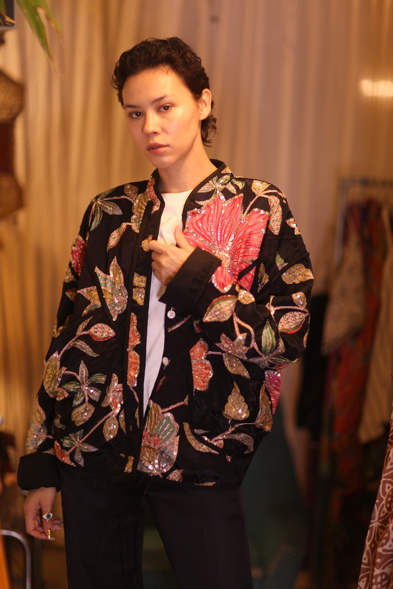 EMBROIDERED SILK JACKET HNINZI