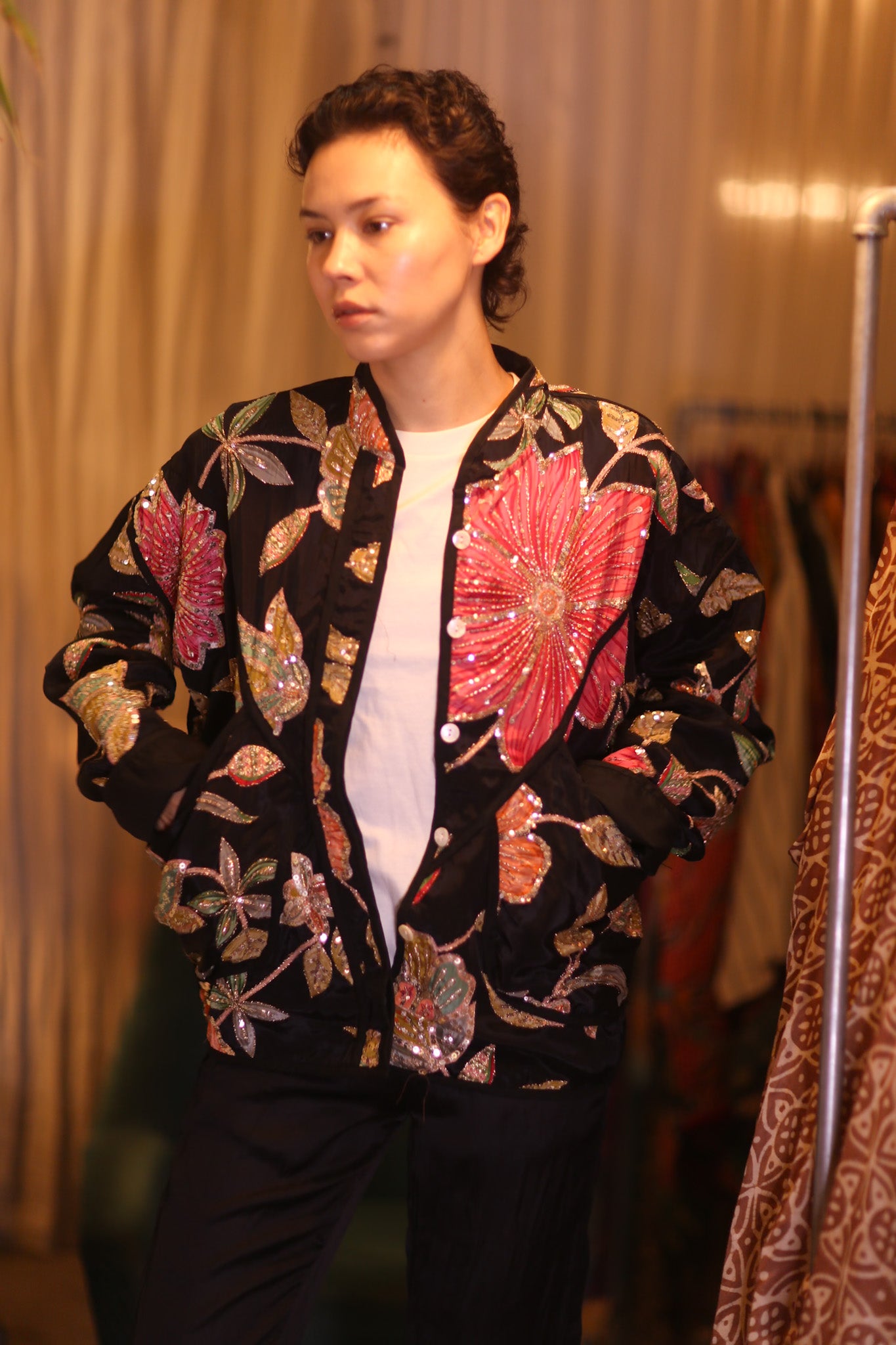 EMBROIDERED SILK JACKET HNINZI