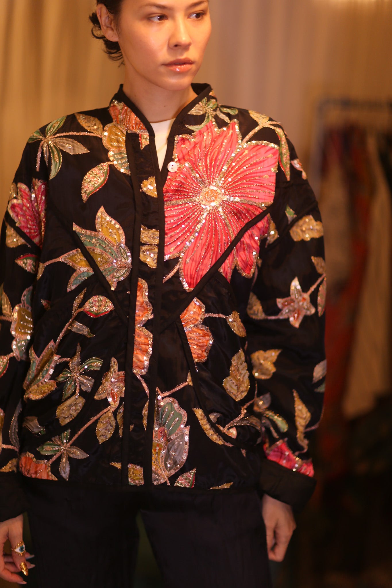 EMBROIDERED SILK JACKET HNINZI