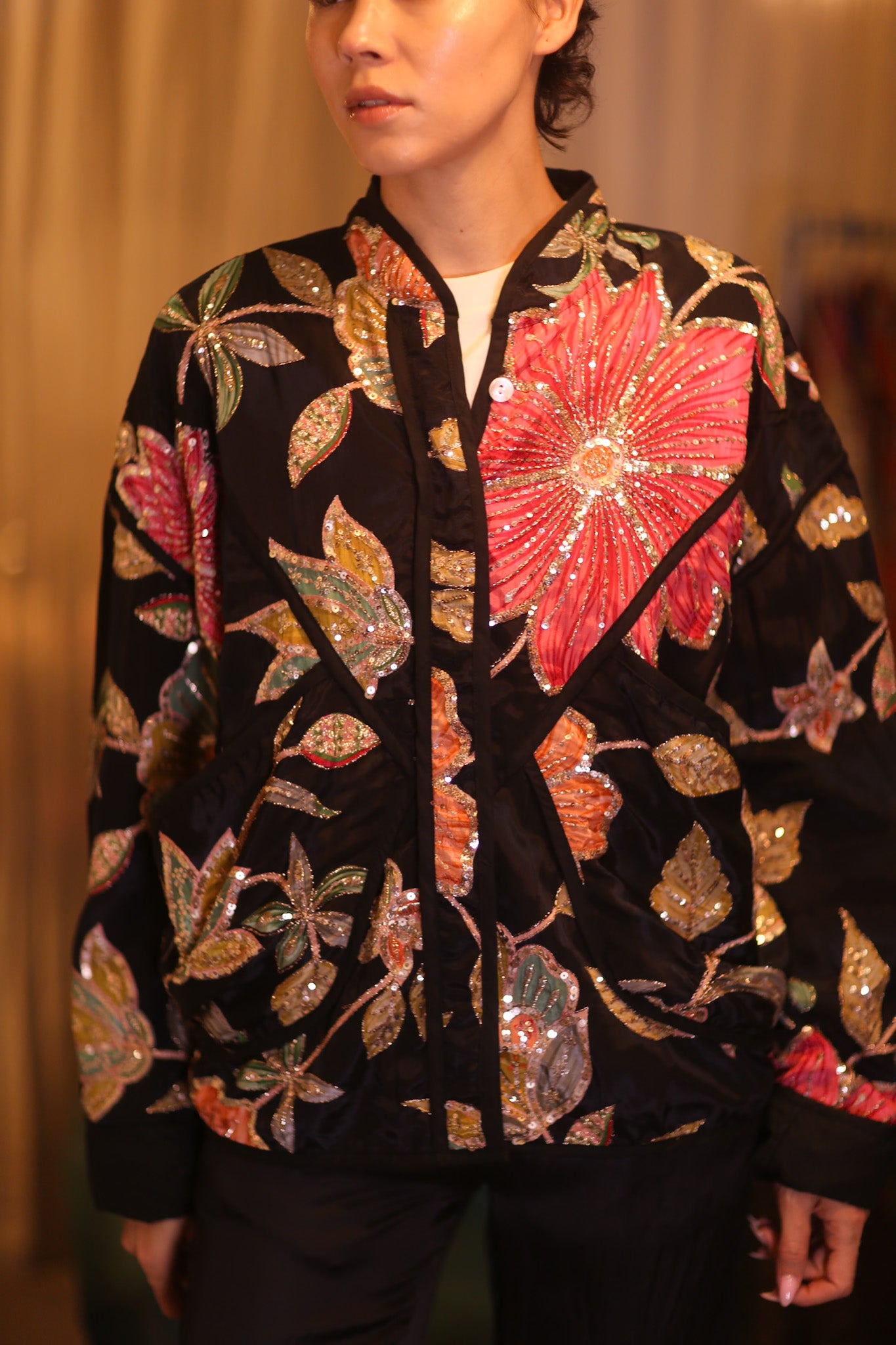 EMBROIDERED SILK JACKET HNINZI