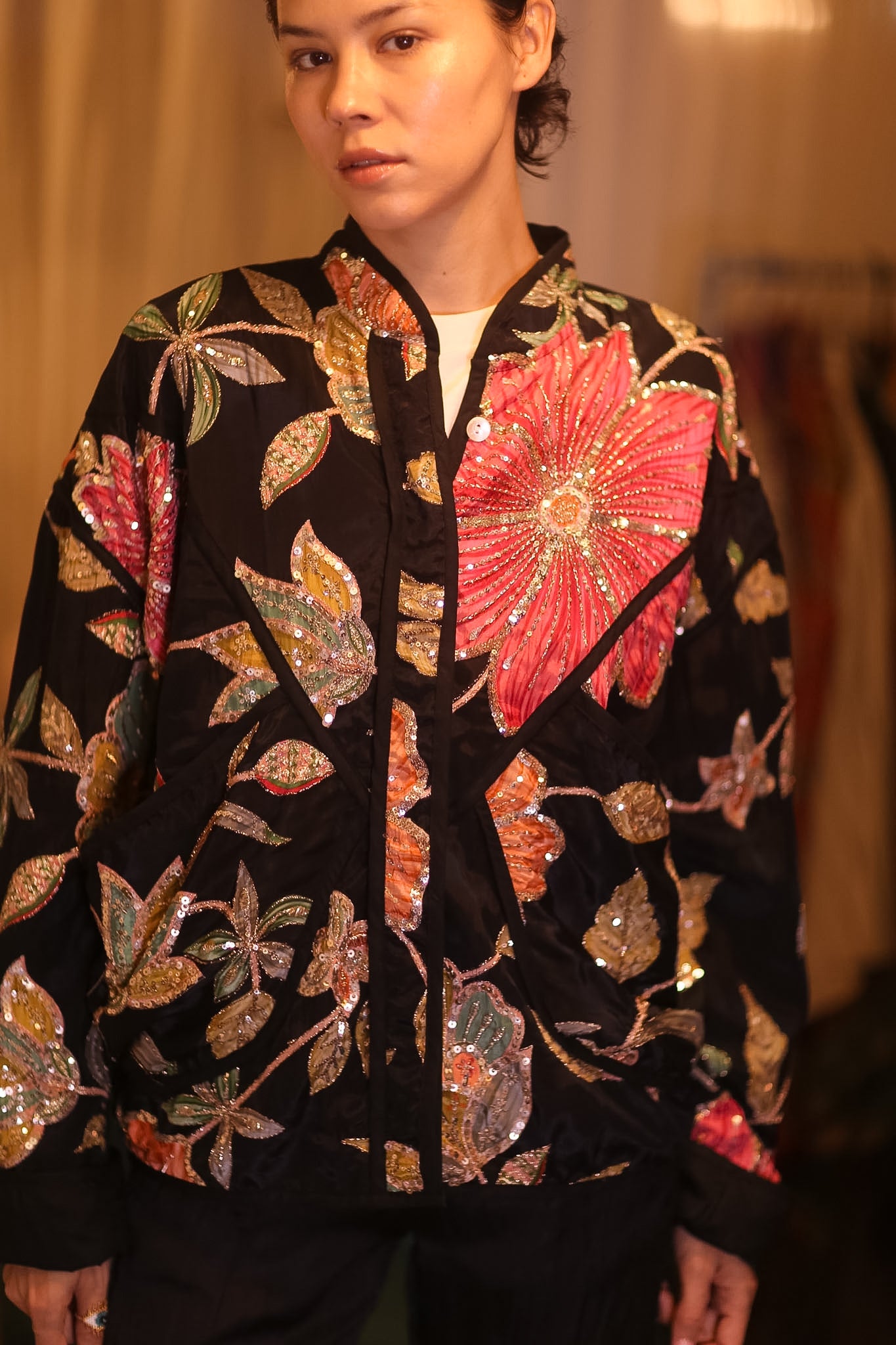 EMBROIDERED SILK JACKET HNINZI