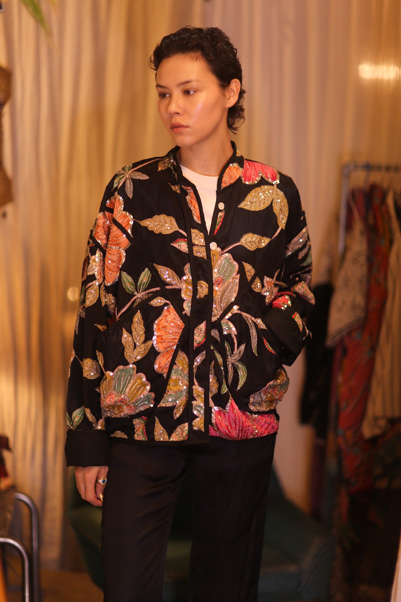 EMBROIDERED SILK JACKET LAN