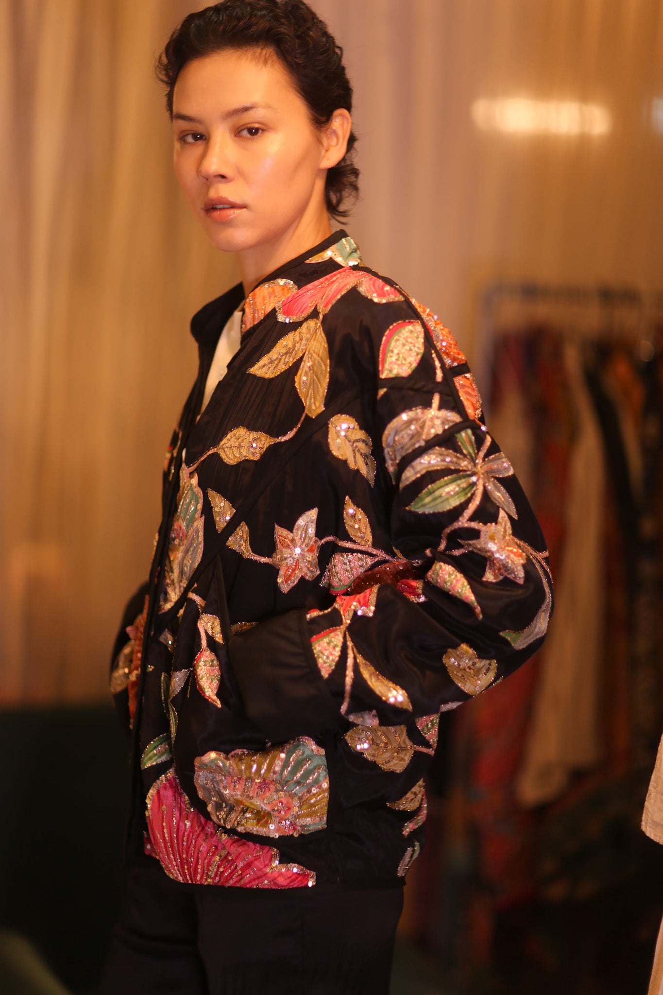 EMBROIDERED SILK JACKET LAN