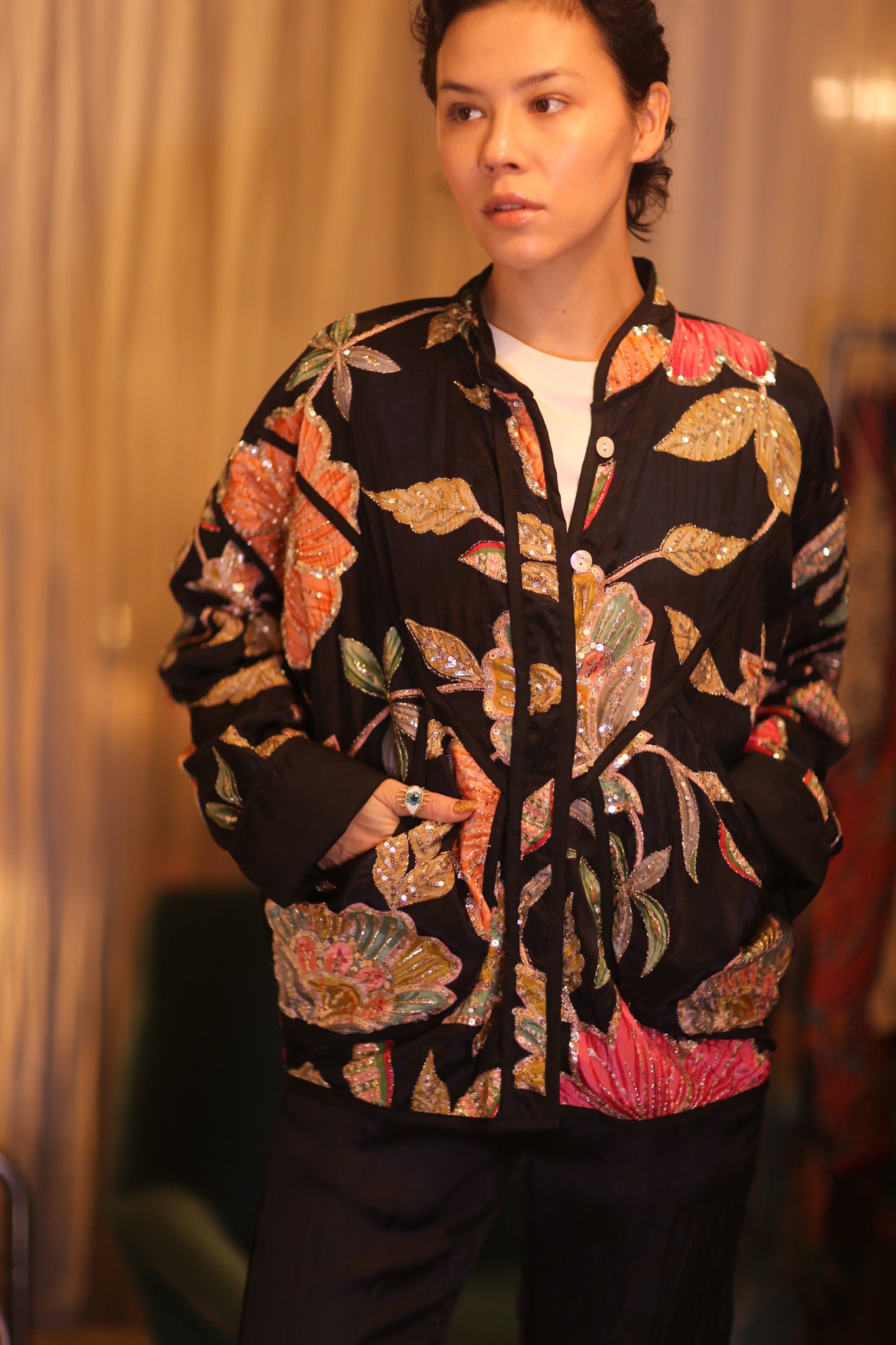 EMBROIDERED SILK JACKET LAN