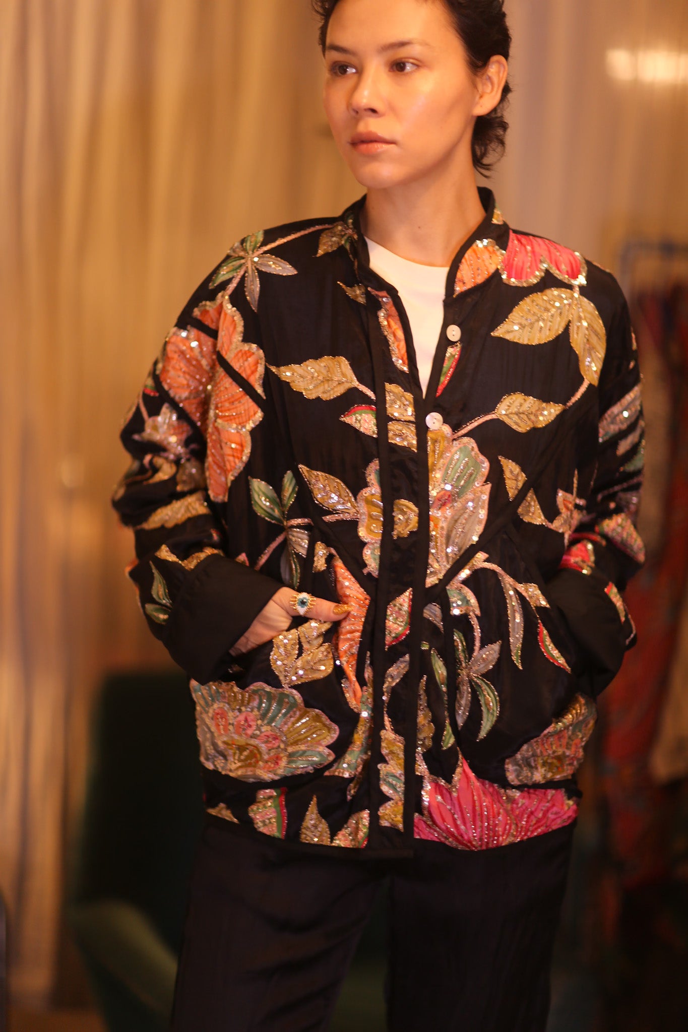 EMBROIDERED SILK JACKET LAN