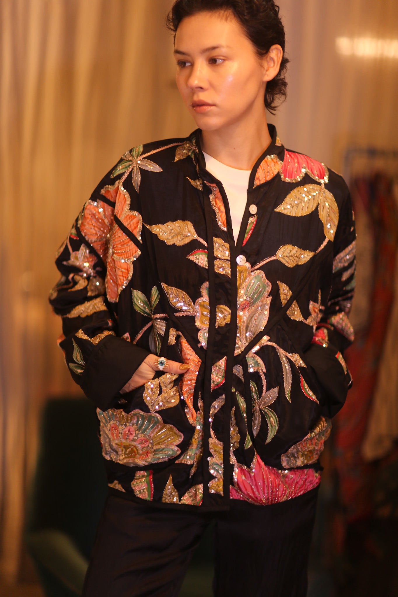 EMBROIDERED SILK JACKET LAN