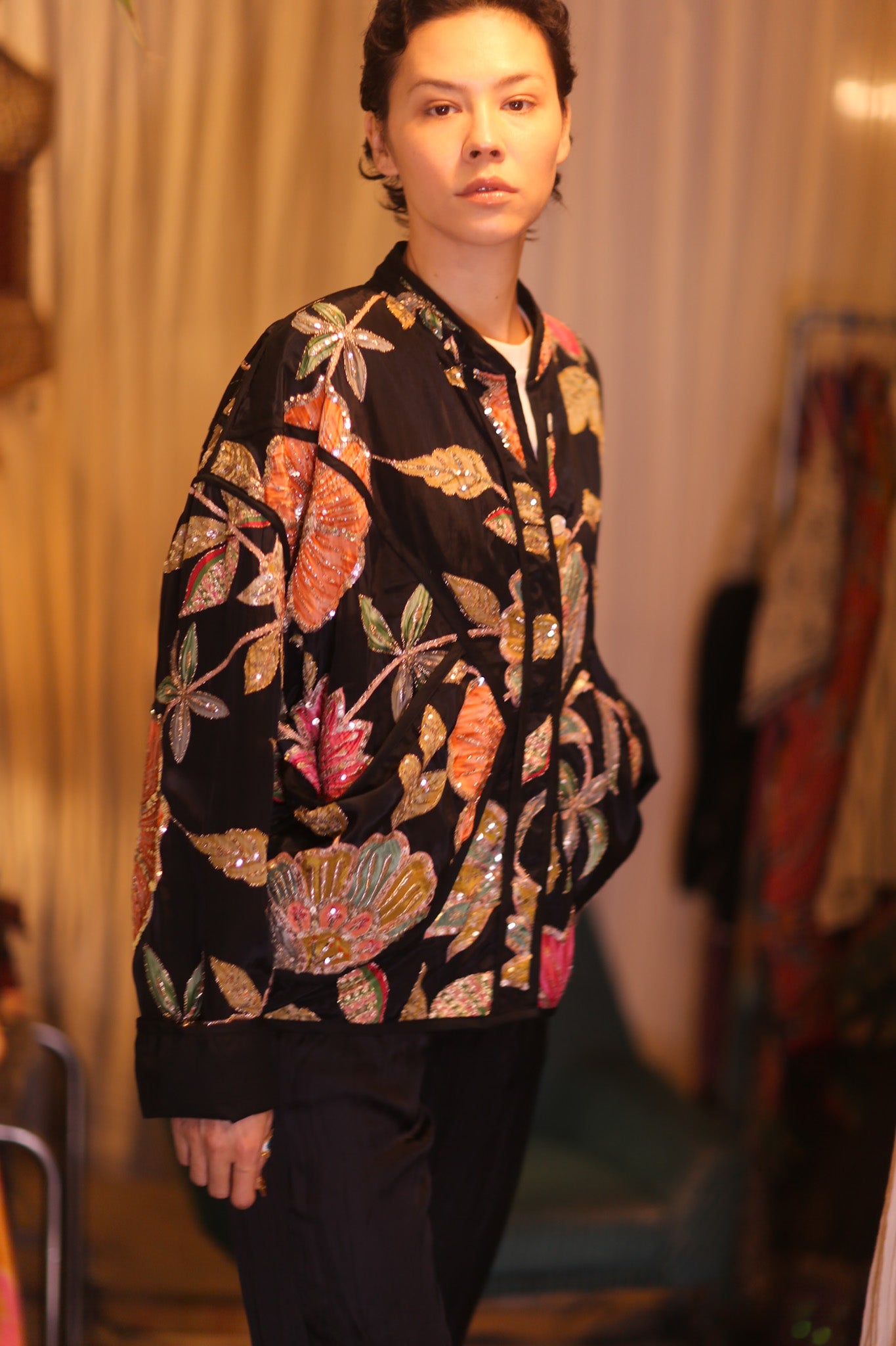 EMBROIDERED SILK JACKET LAN