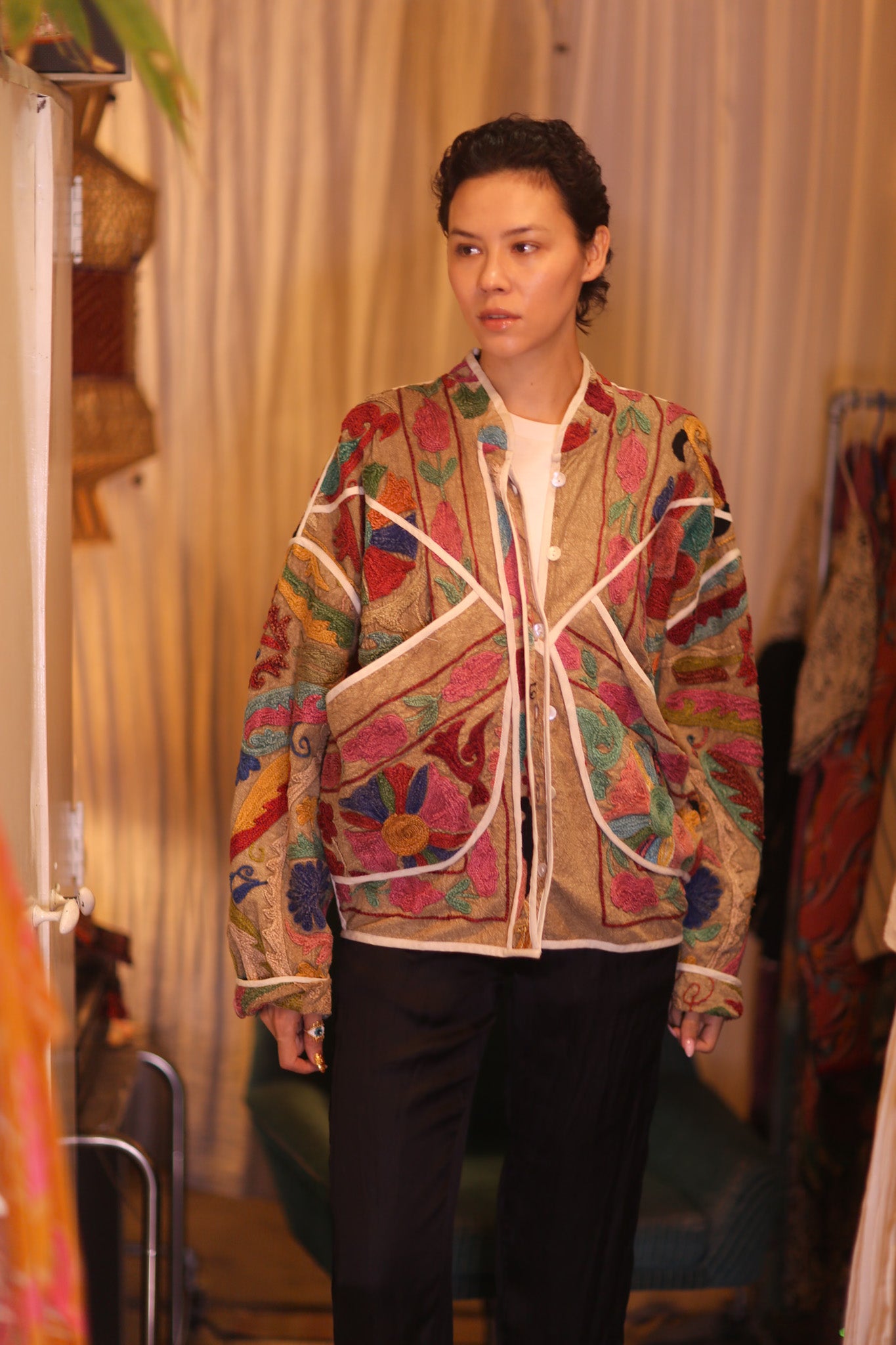 EMBROIDERED SUZANI JACKET HOLY