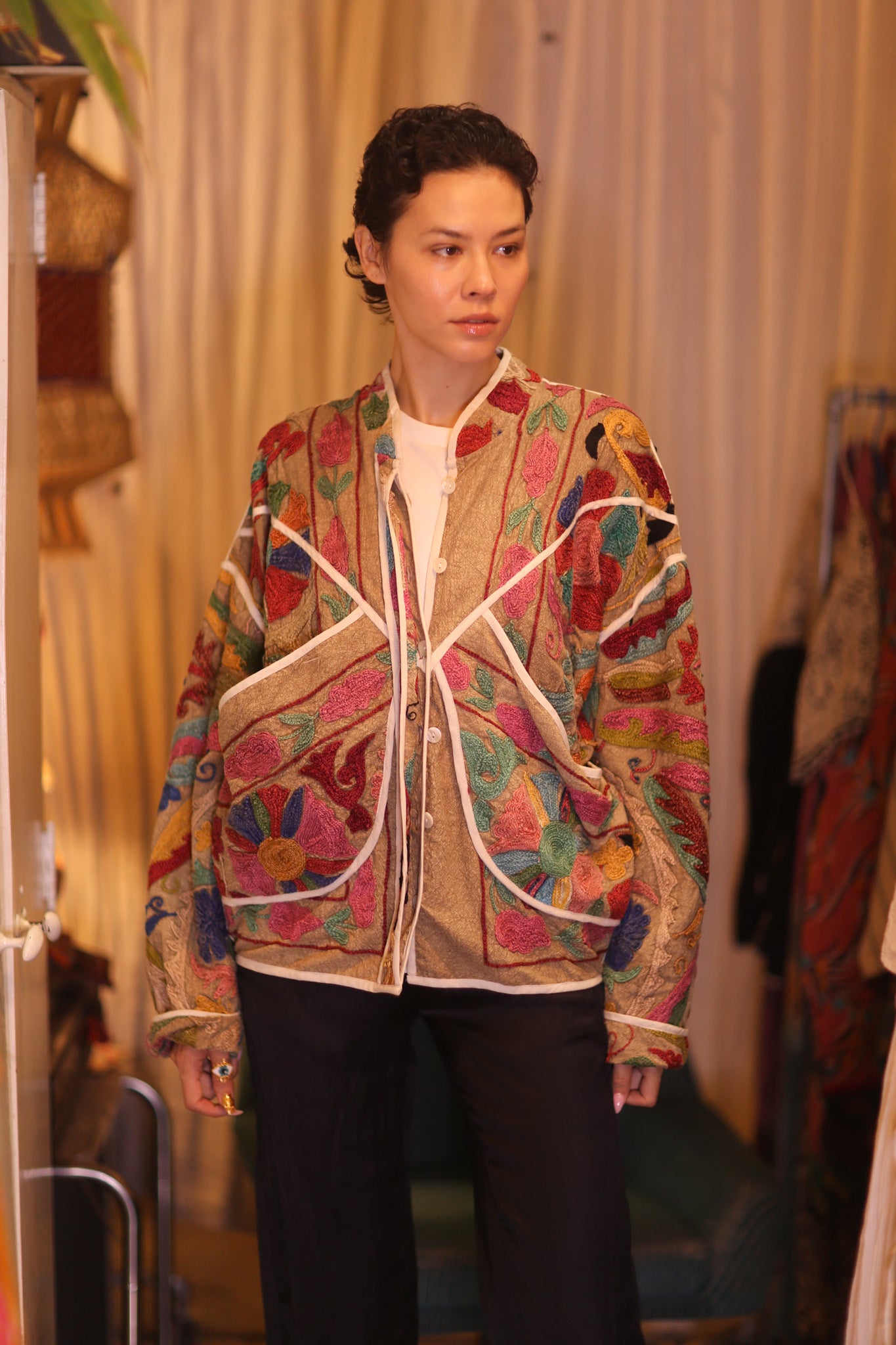 EMBROIDERED SUZANI JACKET HOLY