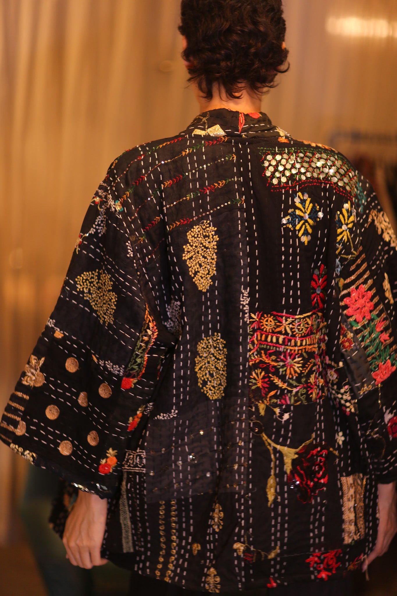 PATCHWORK PATTERN SILK SHORT KIMONO SQUI