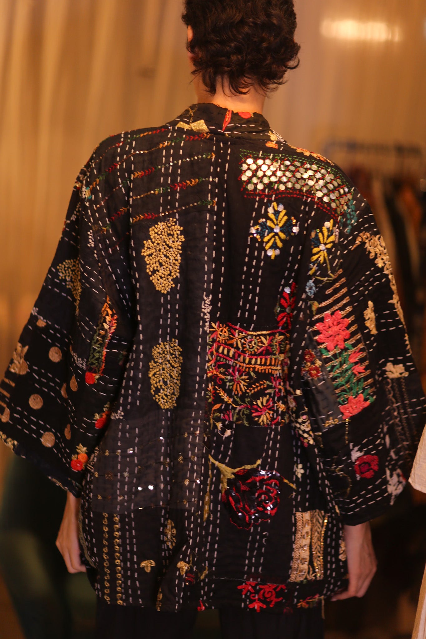 PATCHWORK PATTERN SILK SHORT KIMONO SQUI