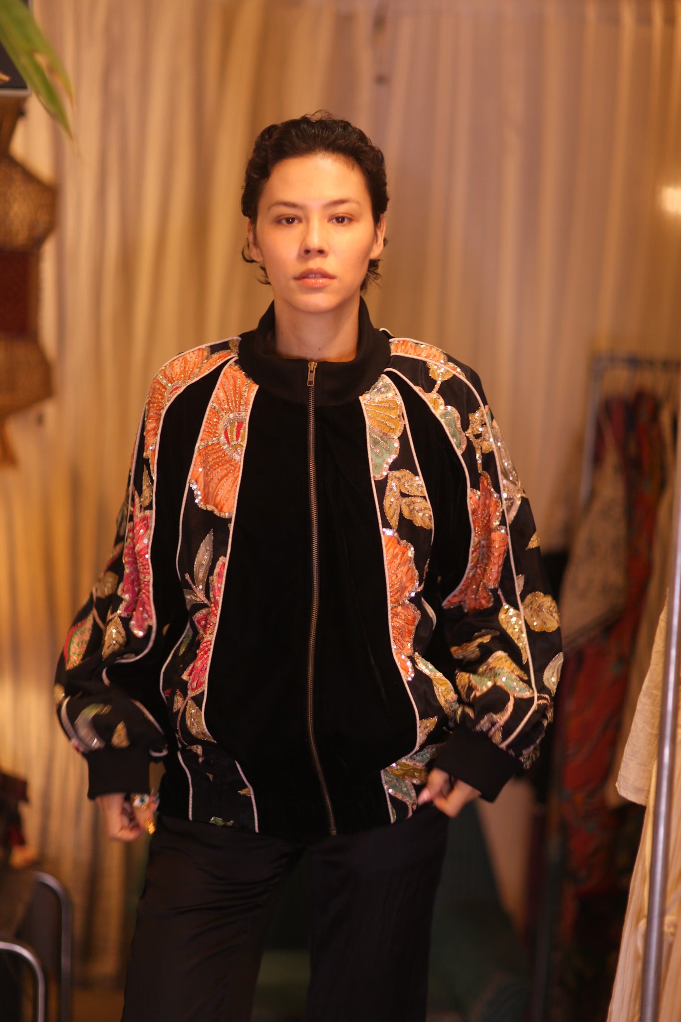 EMBROIDERED VELVET JACKET LILY