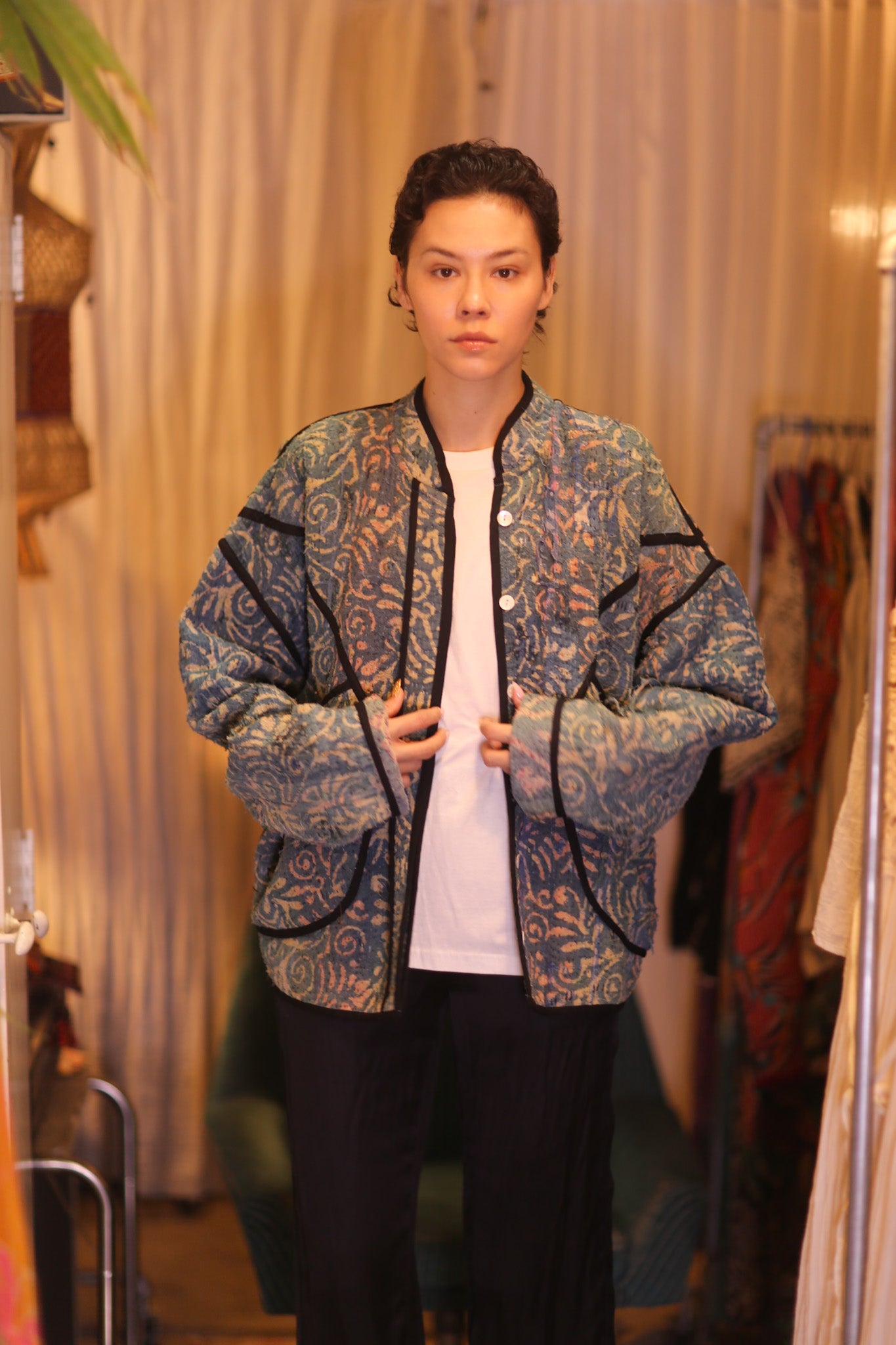 KANTHA JACKET THANDAR