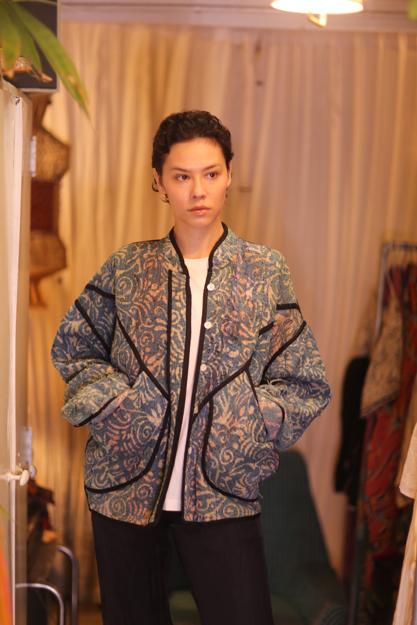 KANTHA JACKET THANDAR