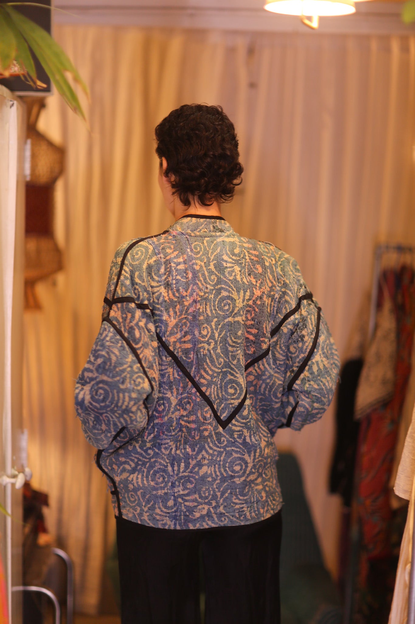 KANTHA JACKET THANDAR