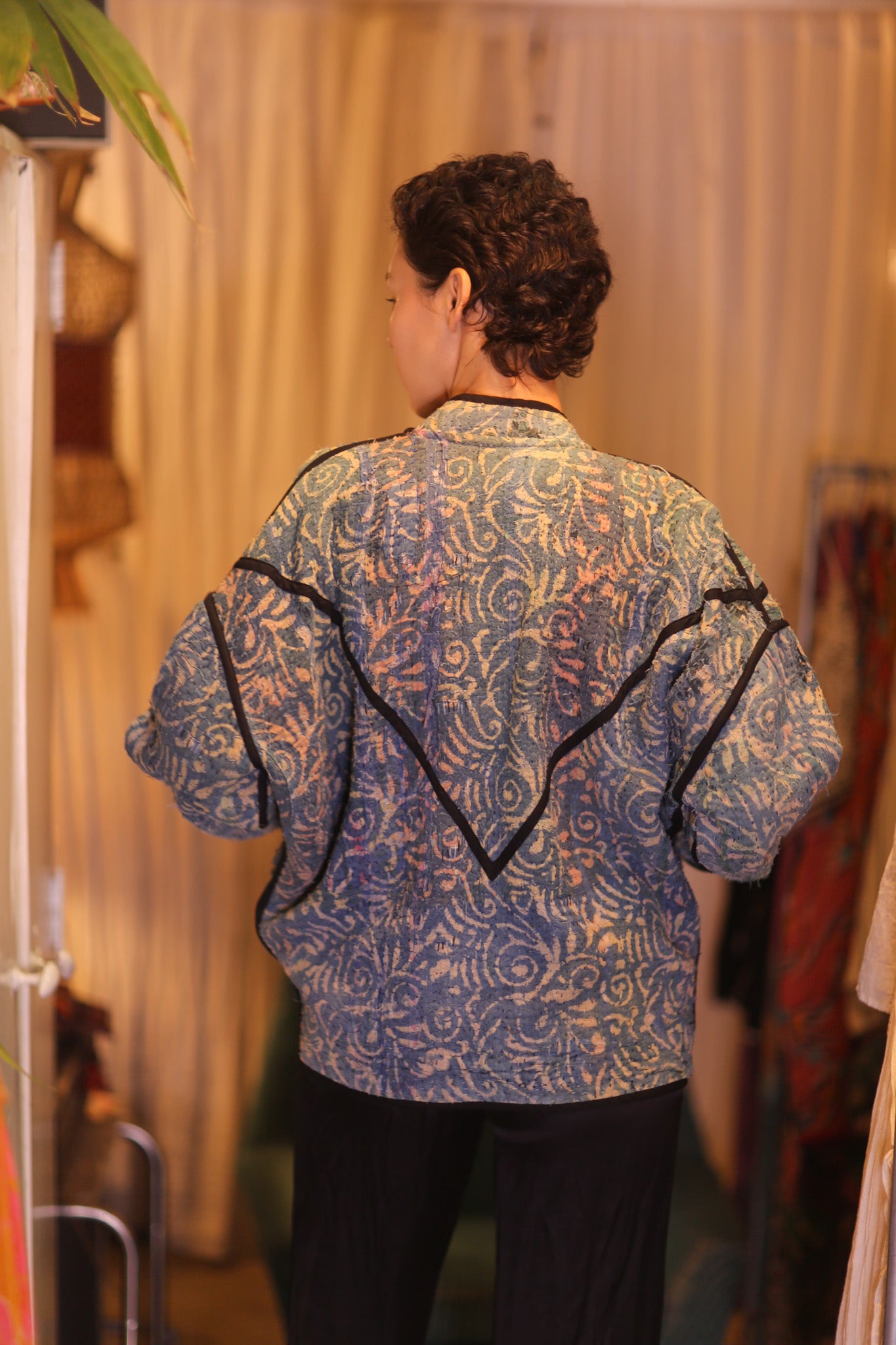 KANTHA JACKET THANDAR