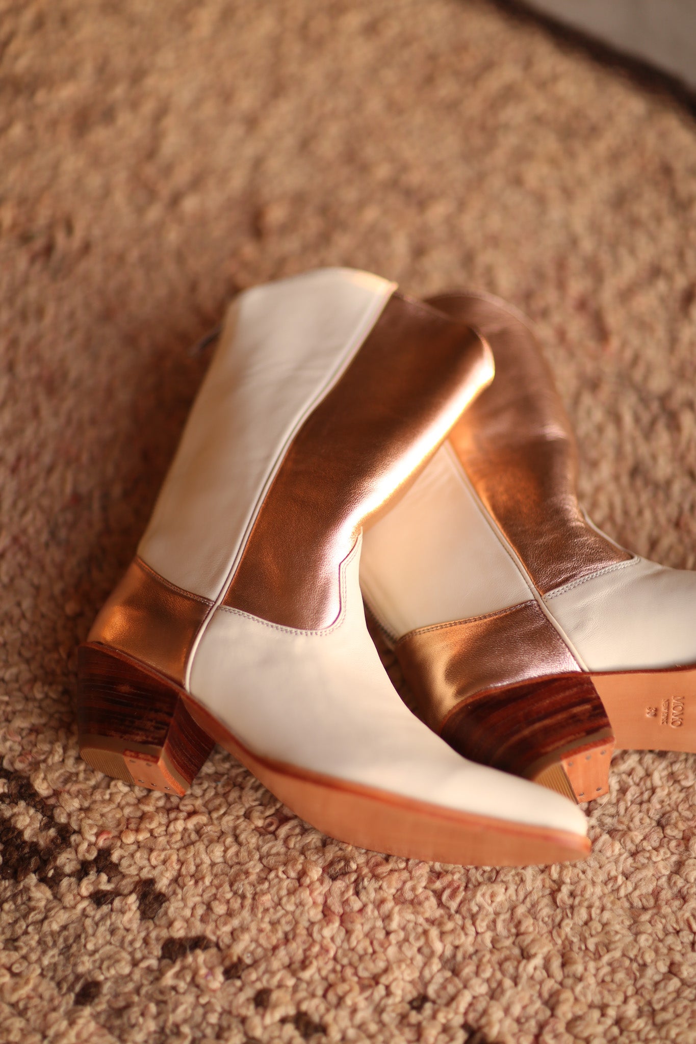 CREAM ROSE GOLD BOOTS DEVIN