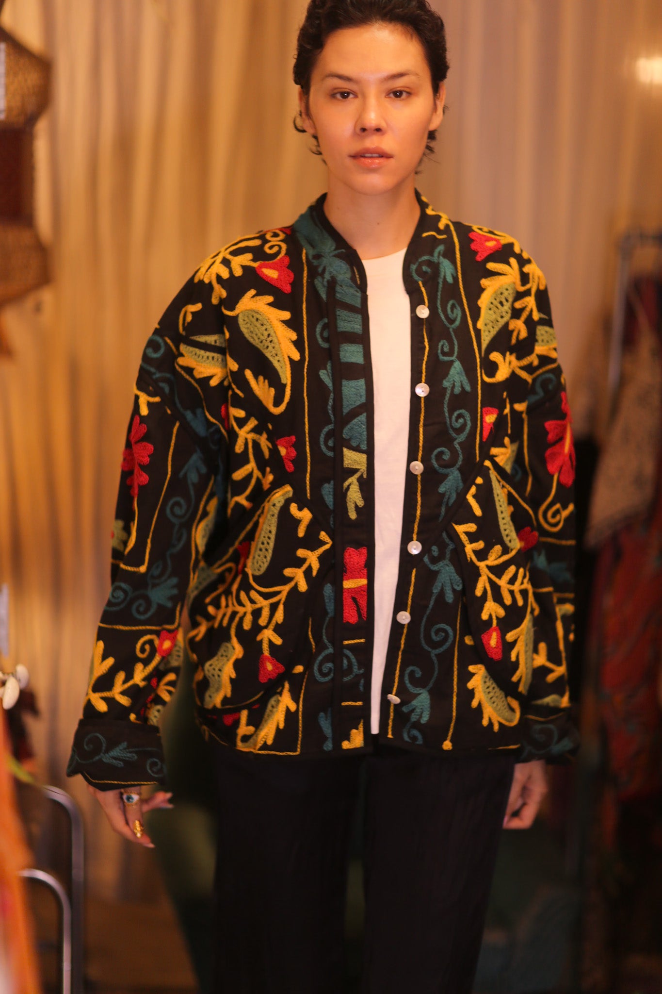 EMBROIDERED ZUSANI JACKET THITKWA