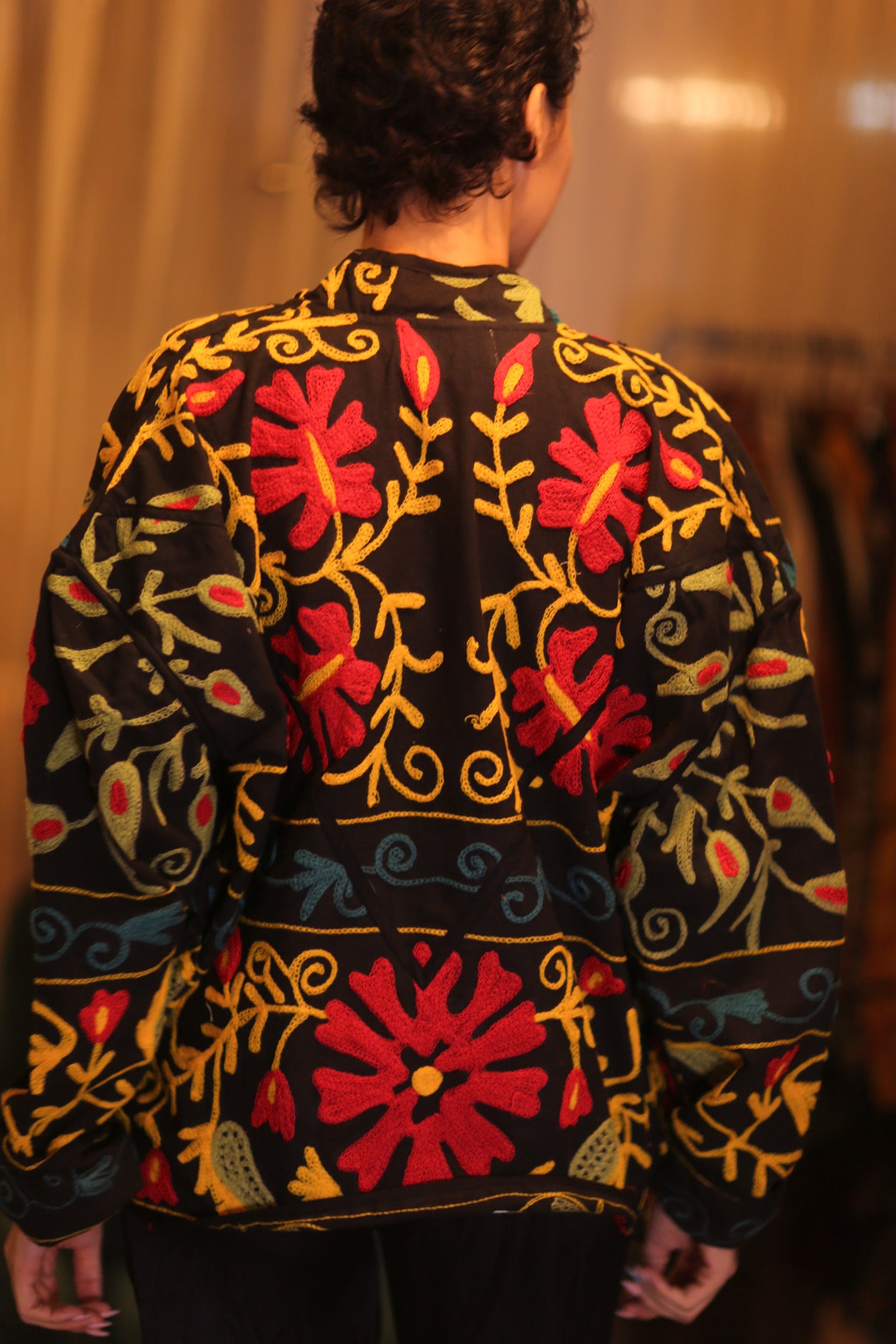 EMBROIDERED ZUSANI JACKET THITKWA