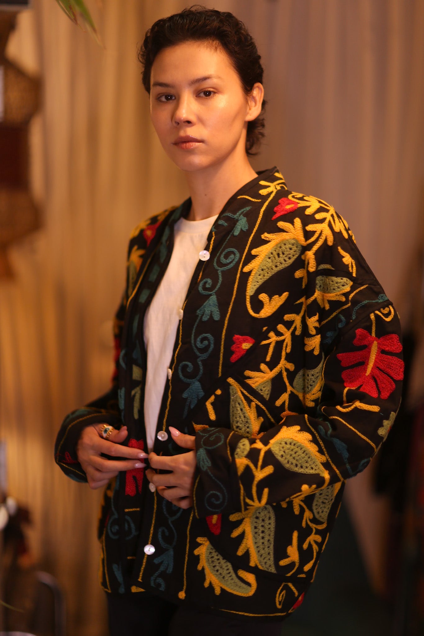 EMBROIDERED ZUSANI JACKET THITKWA