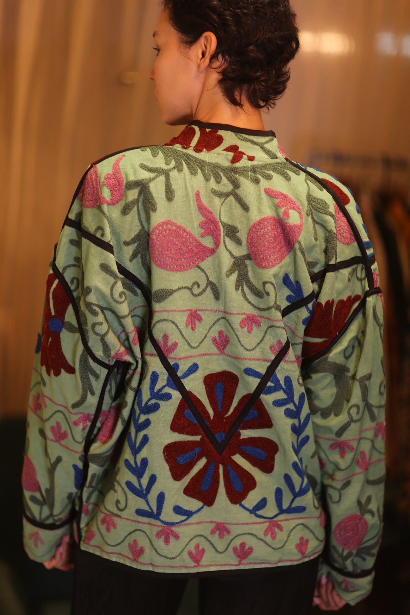 EMBROIDERED SUZANI JACKET MINA