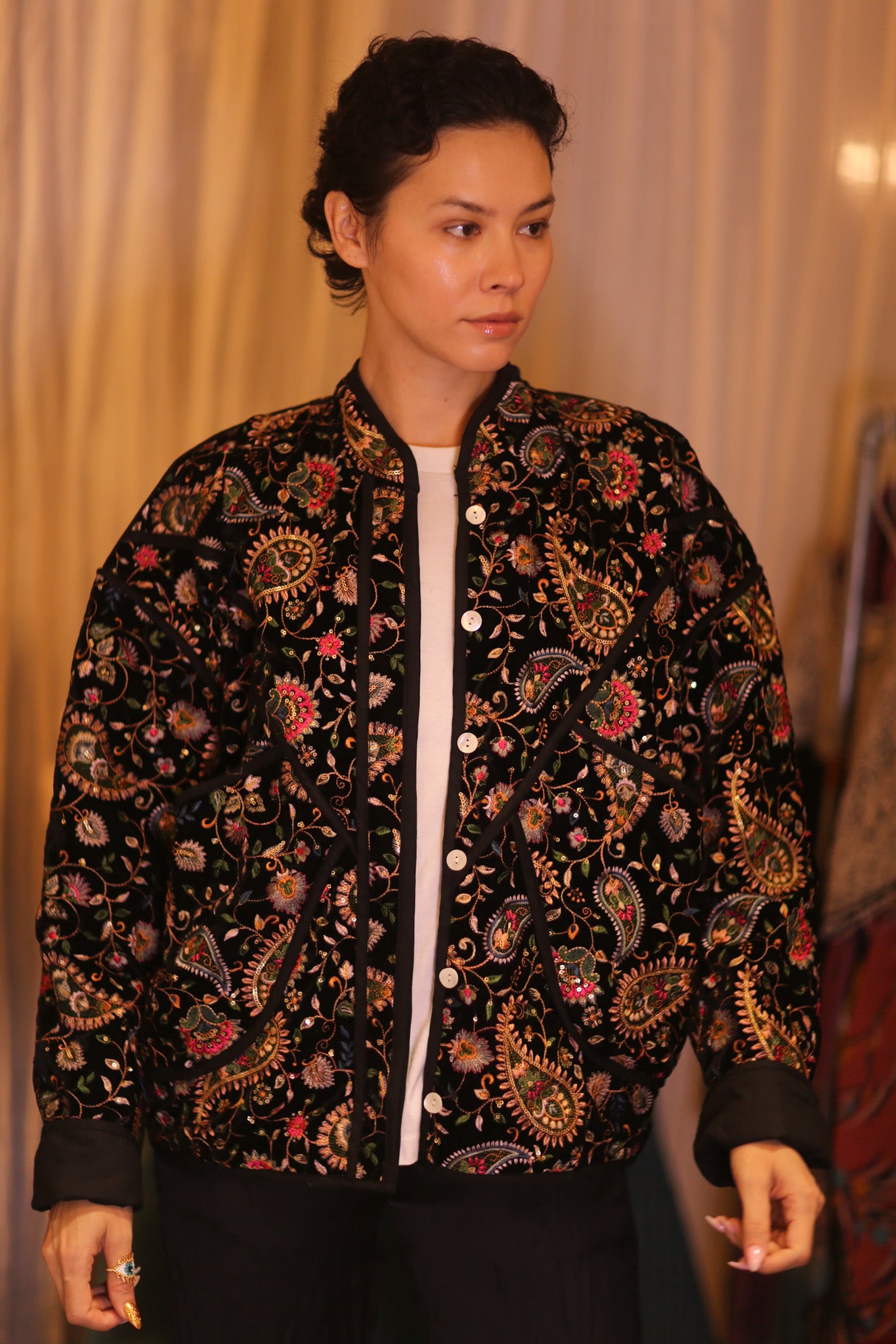 EMBROIDERED VELVET JACKET HYO