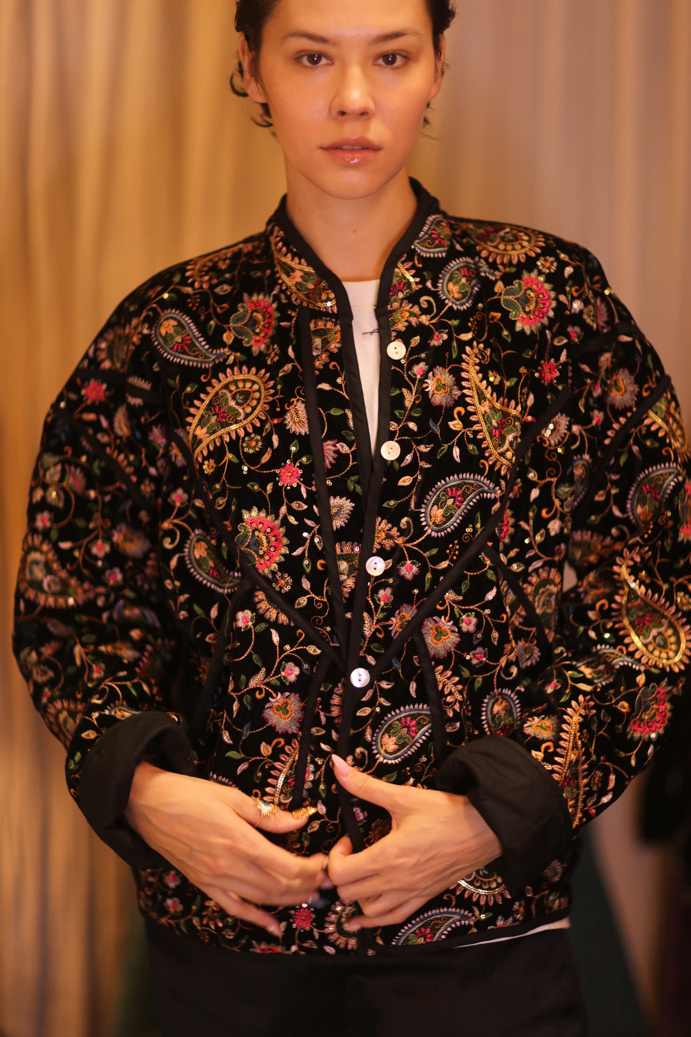 EMBROIDERED VELVET JACKET HYO