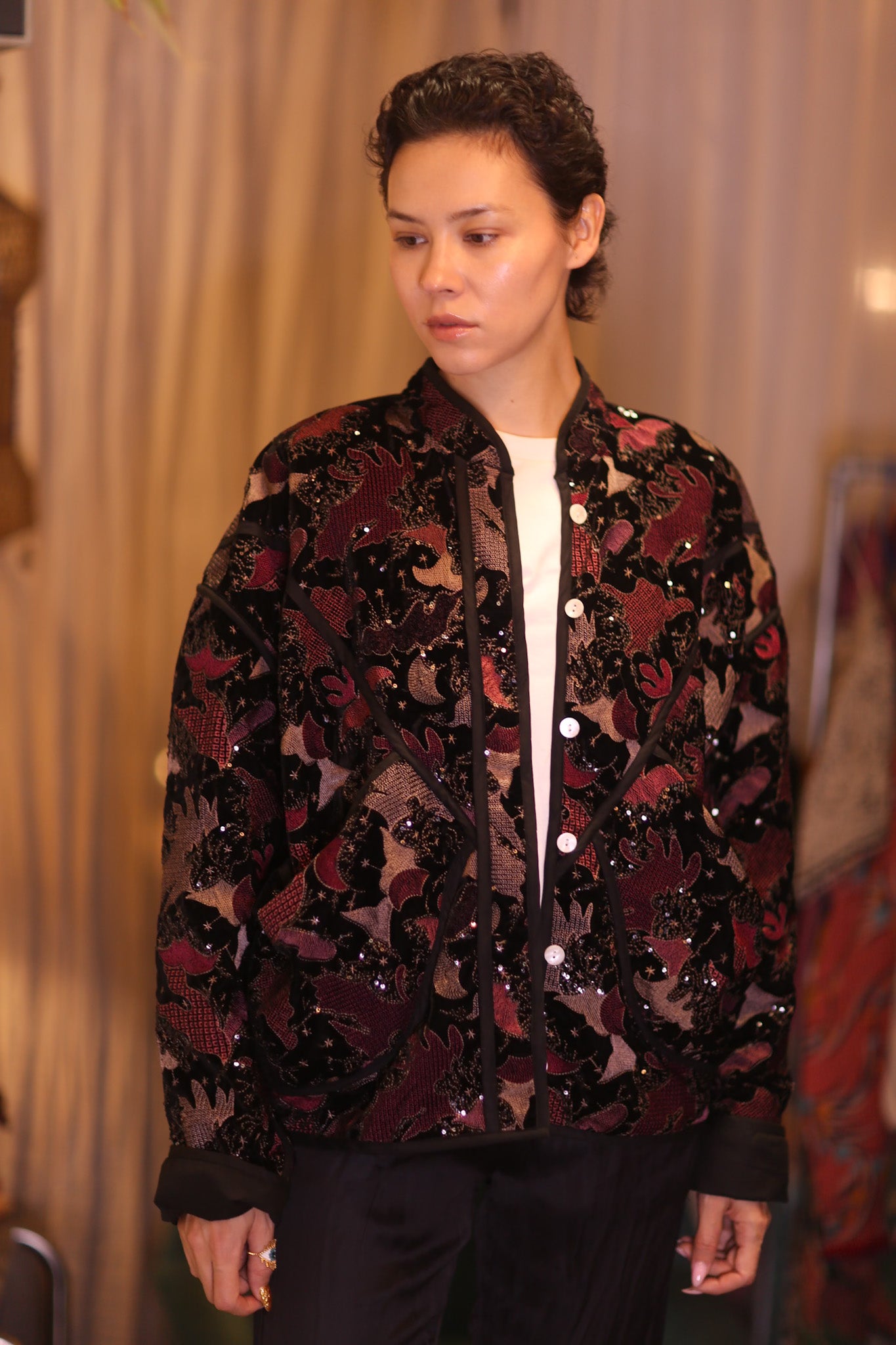 EMBROIDERED VELVET JACKET NYX