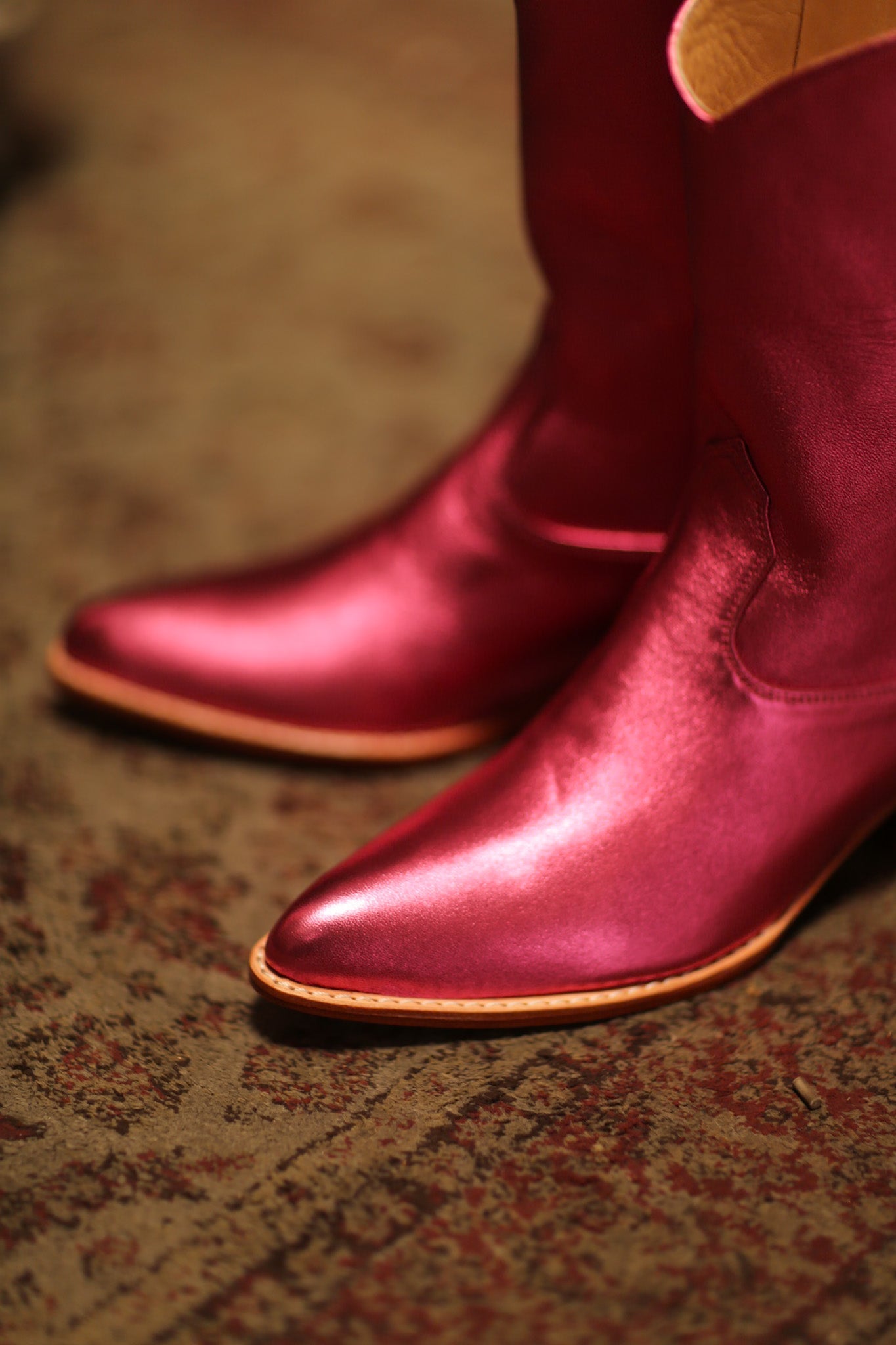 PINK LEATHER WESTERN BOOTS SADTRUN