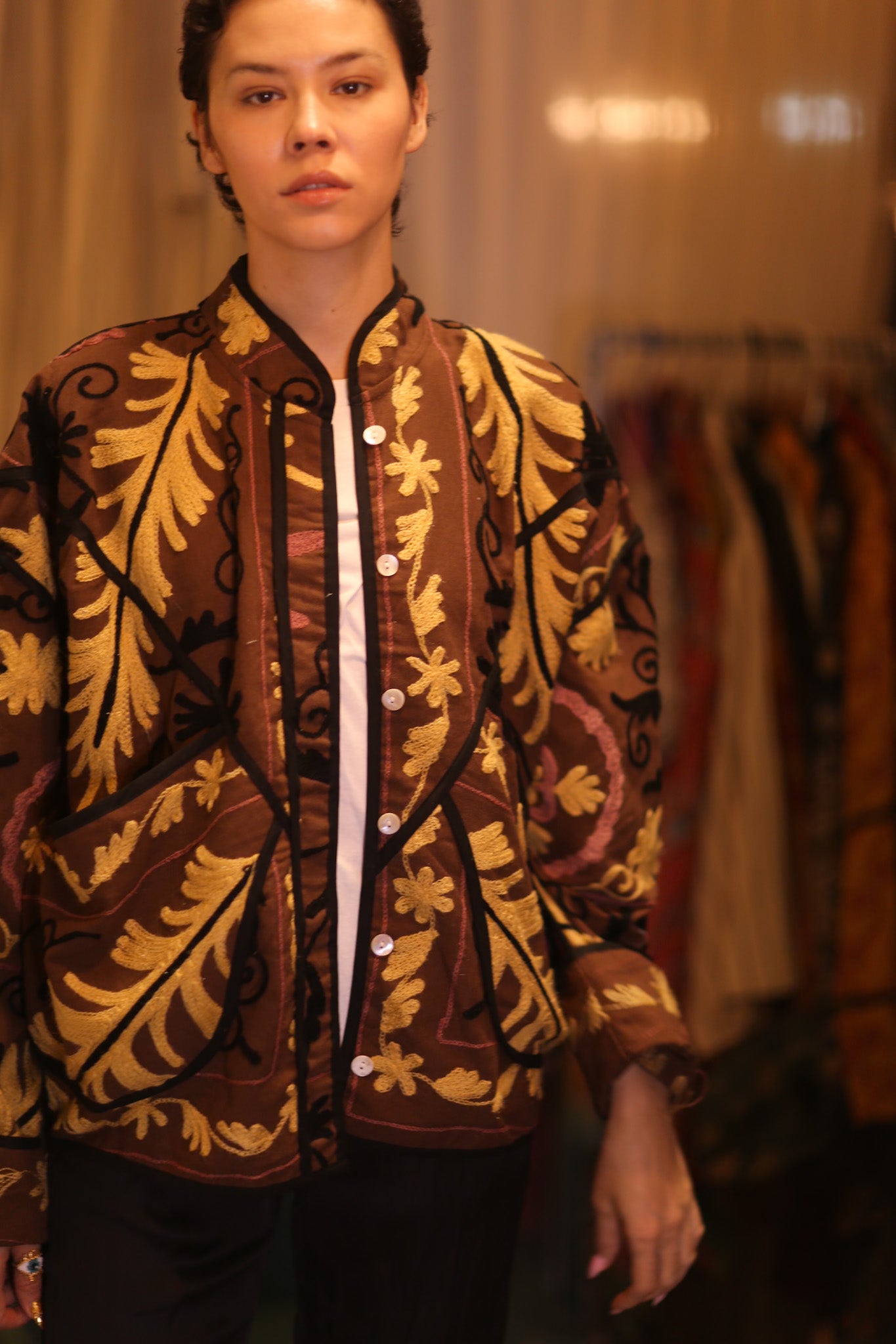 EMBROIDERED SUZANI JACKET SANA