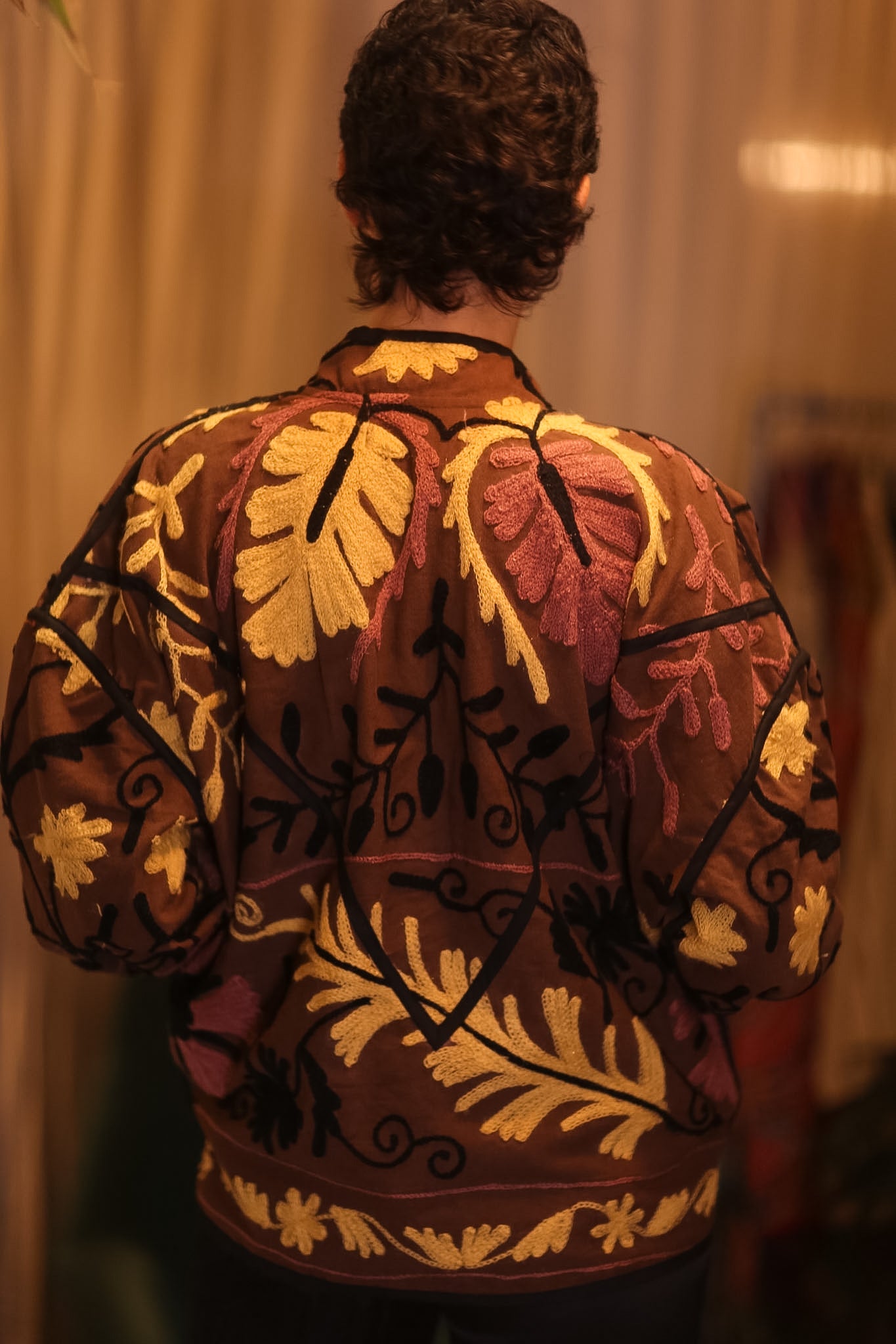 EMBROIDERED SUZANI JACKET SANA