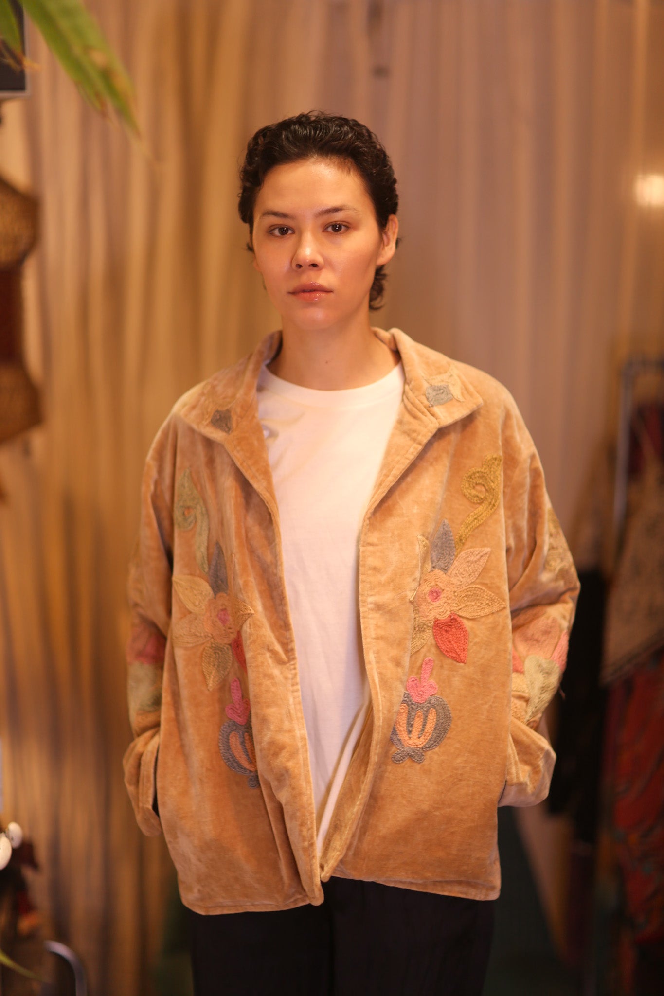 EMBROIDERED VELVET COAT CHAO