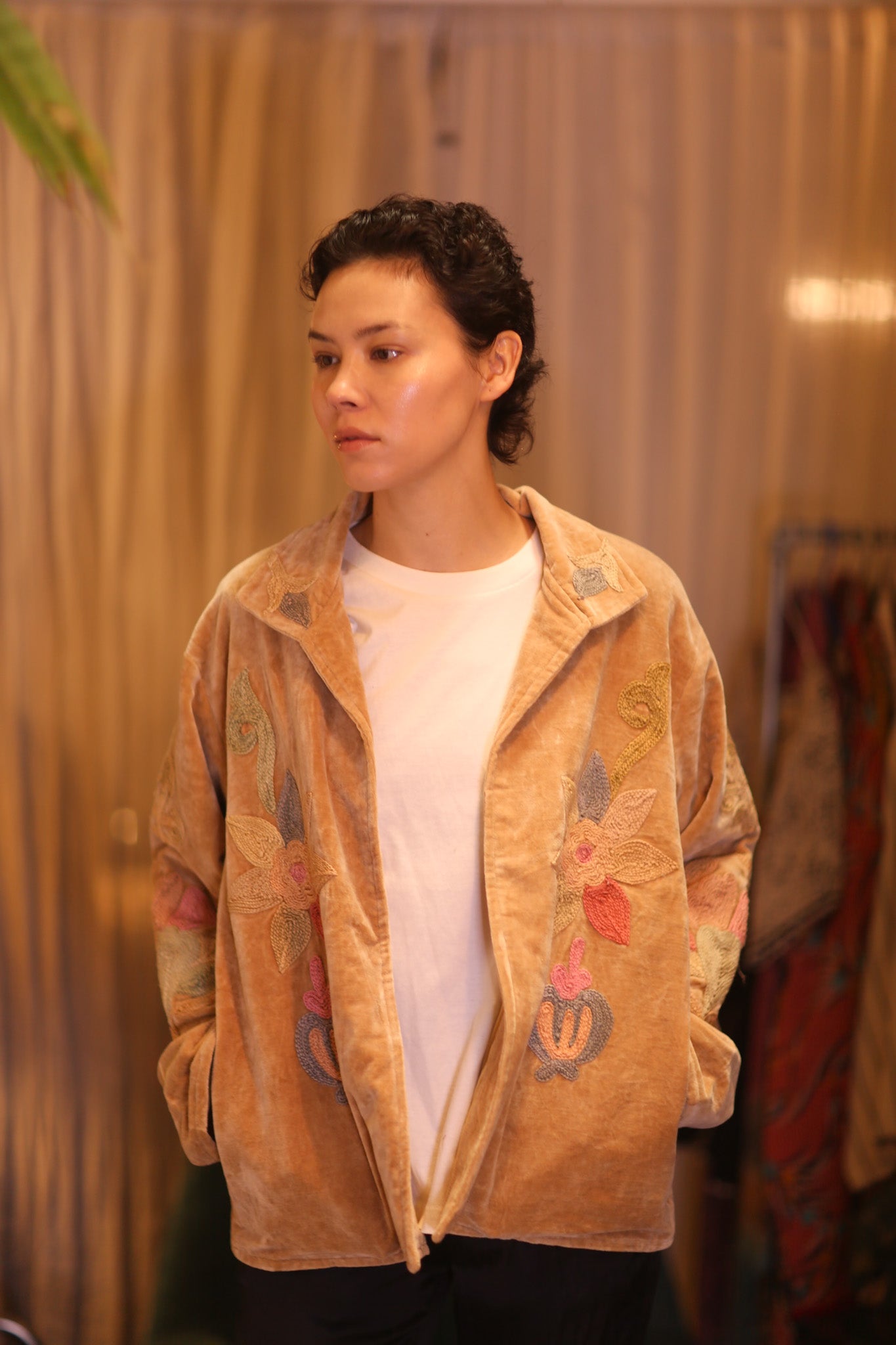EMBROIDERED VELVET COAT CHAO