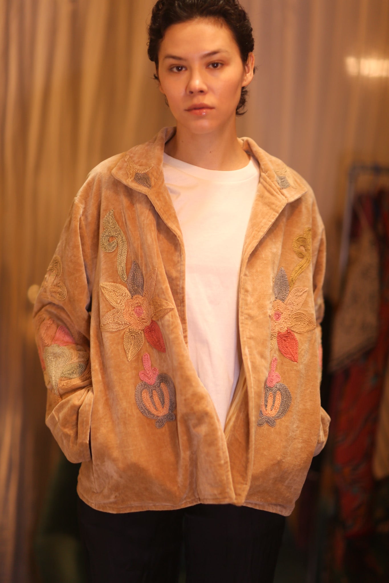 EMBROIDERED VELVET COAT CHAO