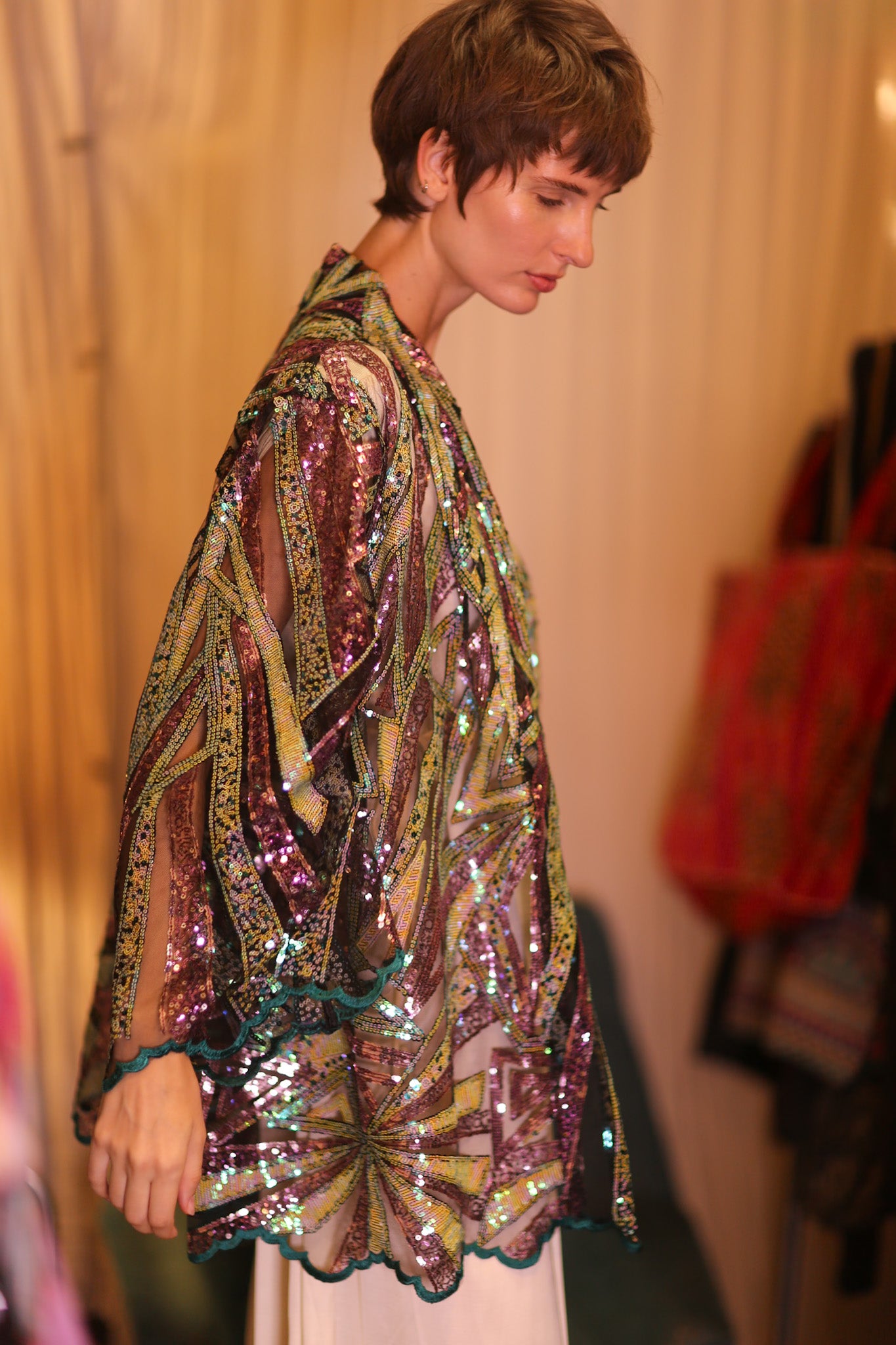 LIGHTNING SEQUIN SHORT KIMONO ILLUME