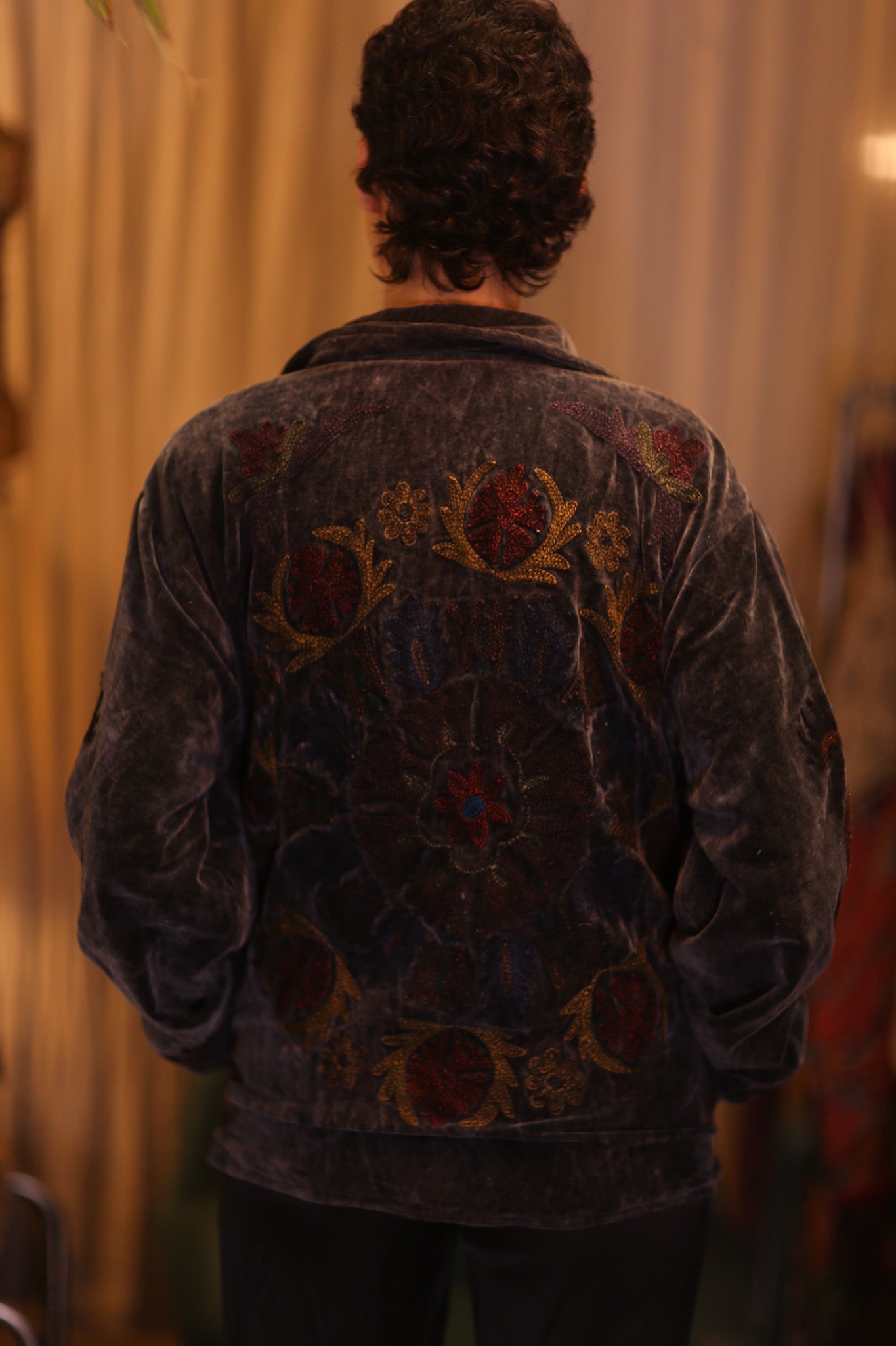 EMBROIDERED VELVET COAT JESSI