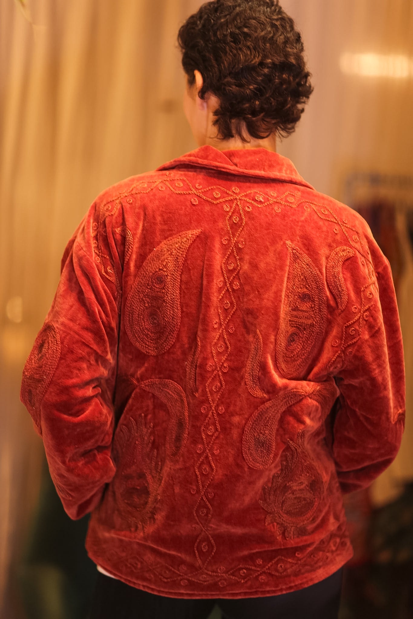 EMBROIDERED VELVET COAT HIRAI