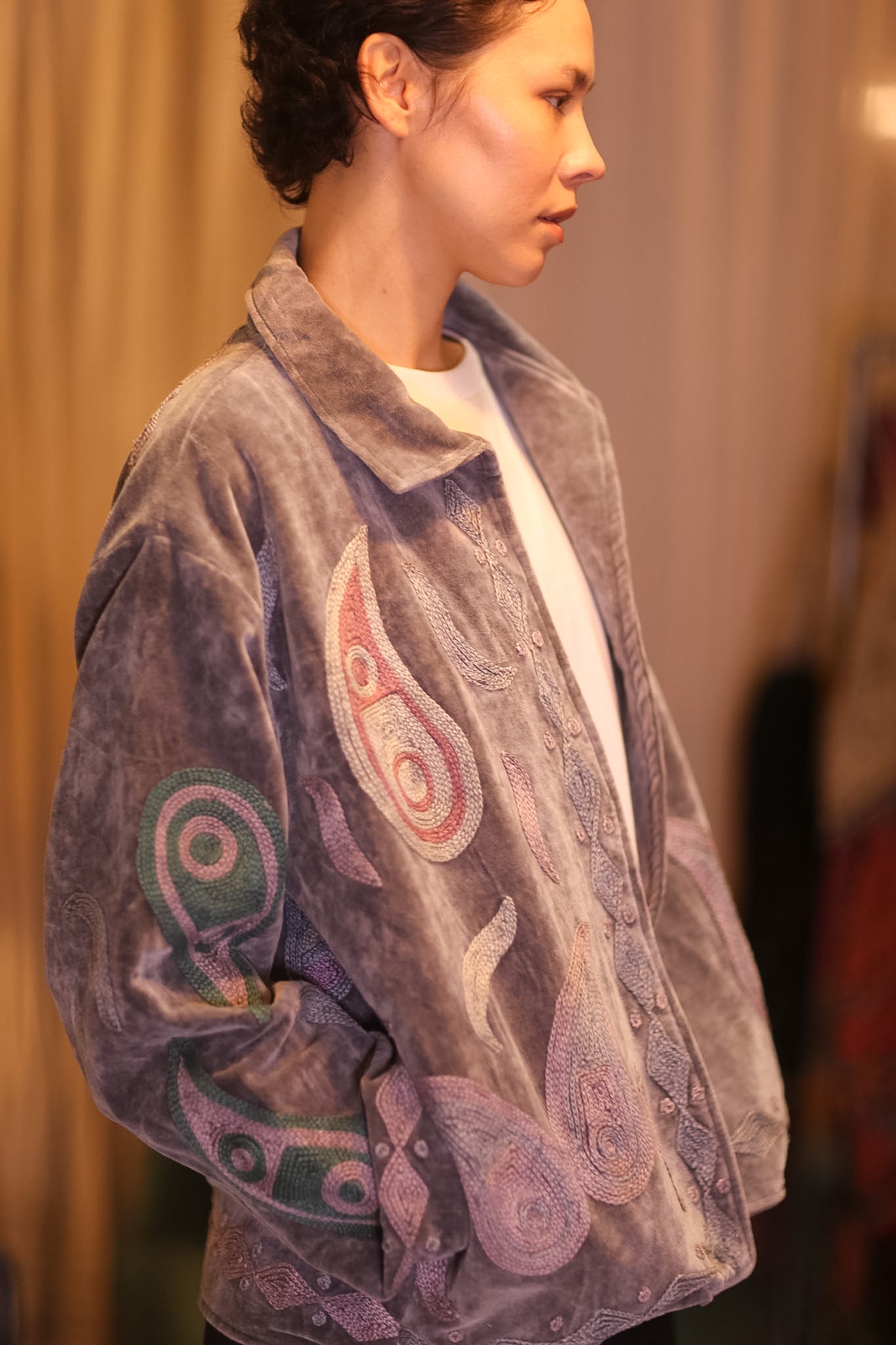 EMBROIDERED VELVET COAT DHU