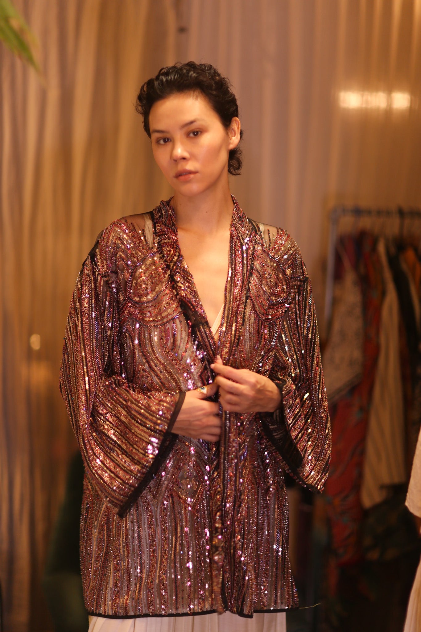 SEQUINED SHORT KIMONO KAI