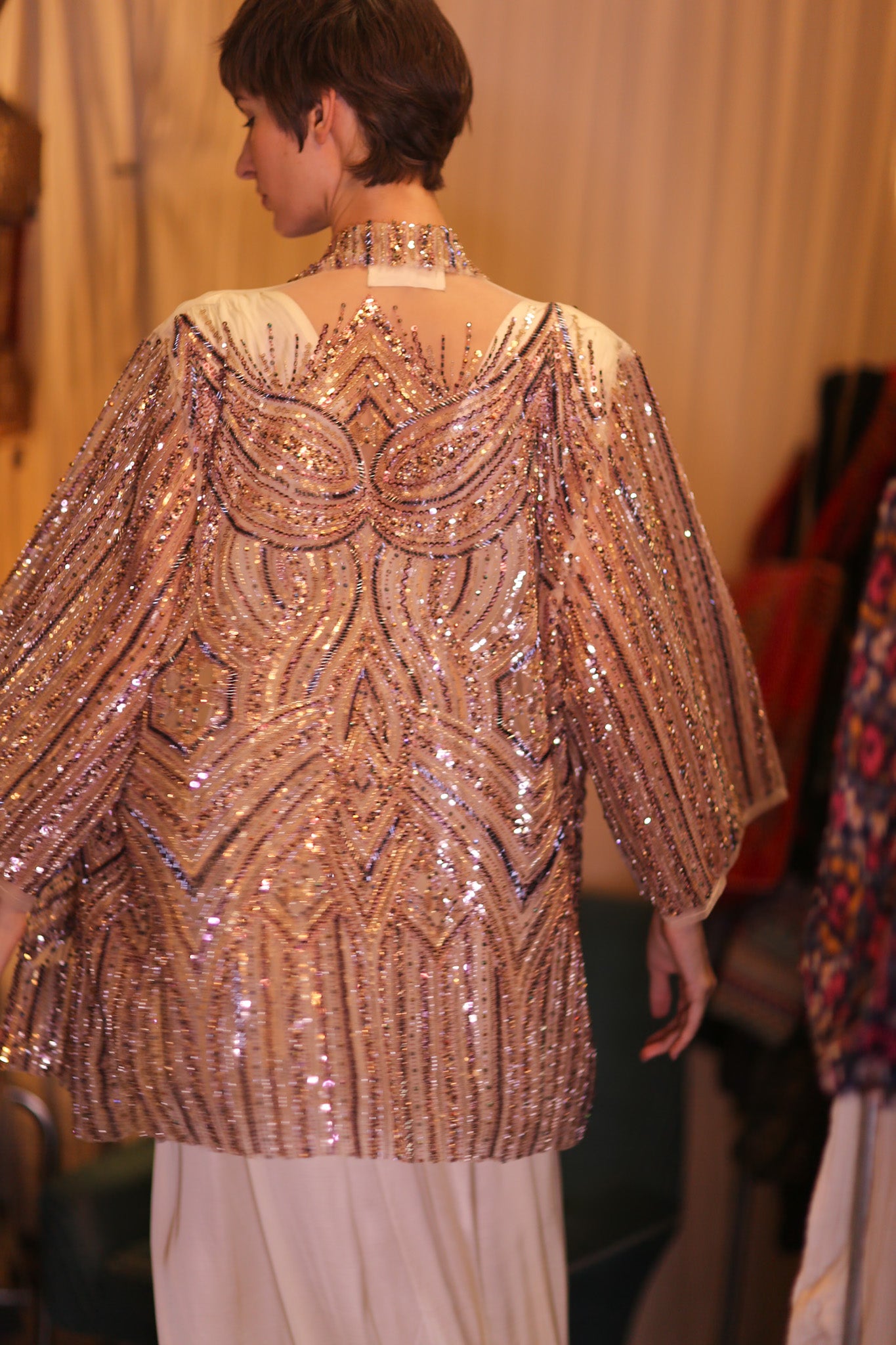 HEAVY SEQUIN EMBROIDERED SILK SHORT KIMONO WHITE FAIRY