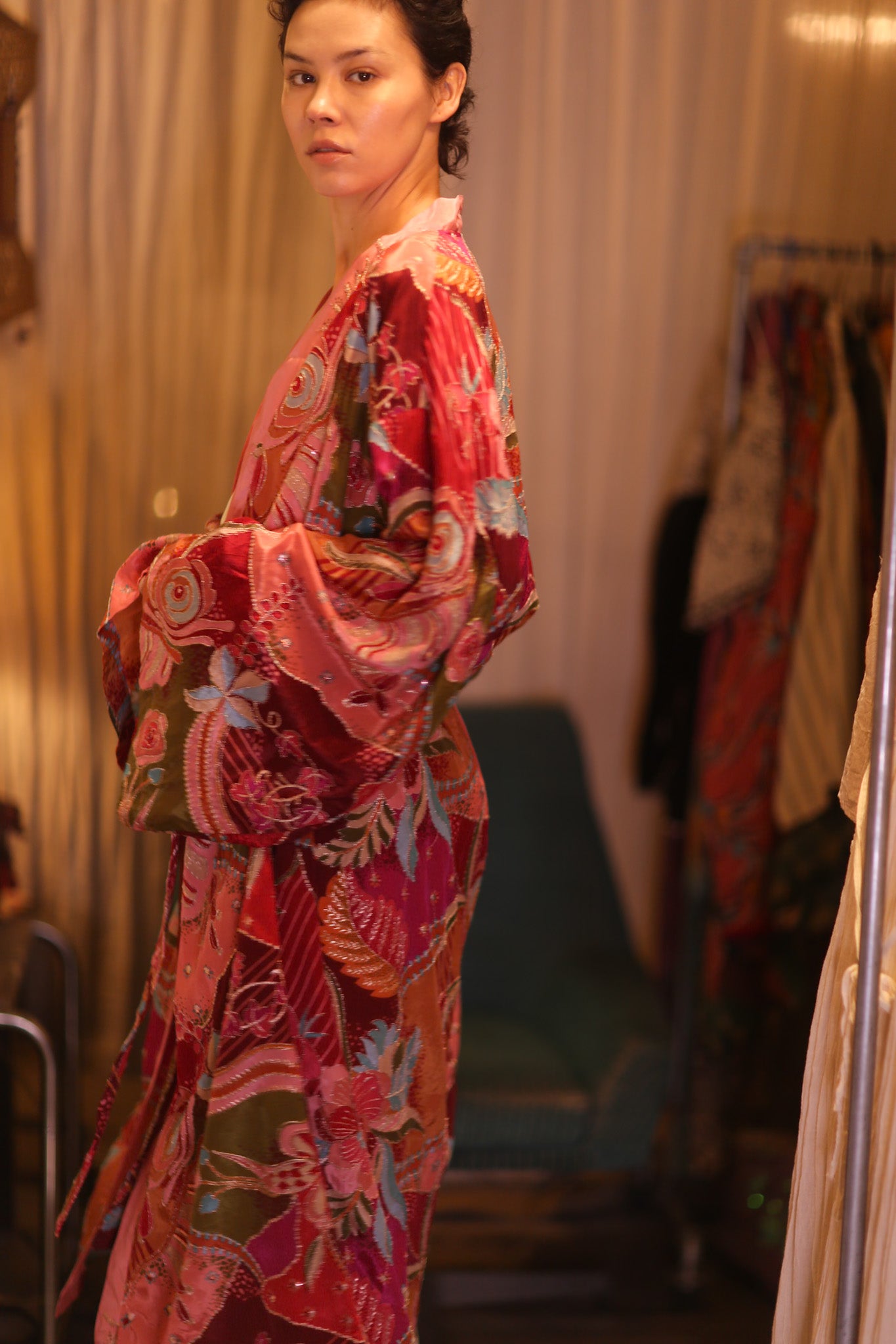 EMBROIDERED SILK WINGS KIMONO WITH BELT BAGAN