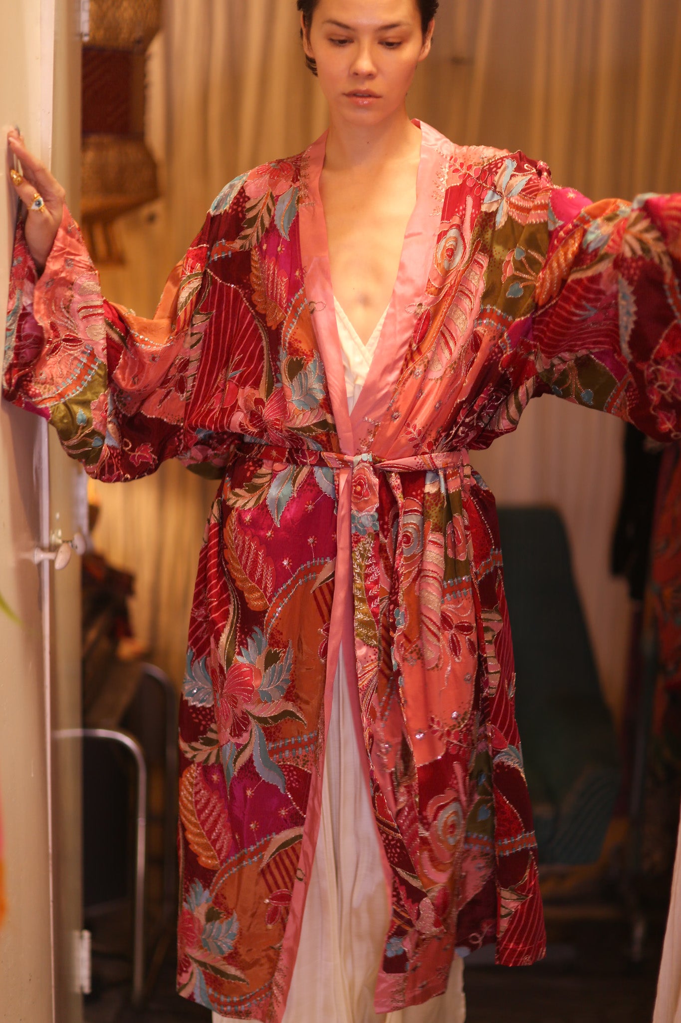 EMBROIDERED SILK WINGS KIMONO WITH BELT BAGAN