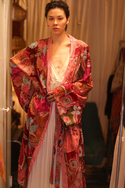 EMBROIDERED SILK WINGS KIMONO WITH BELT BAGAN