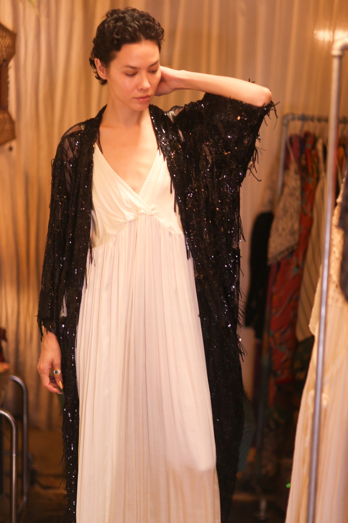 EMBROIDERED LONG FRINGE KIMONO MAHYUYA
