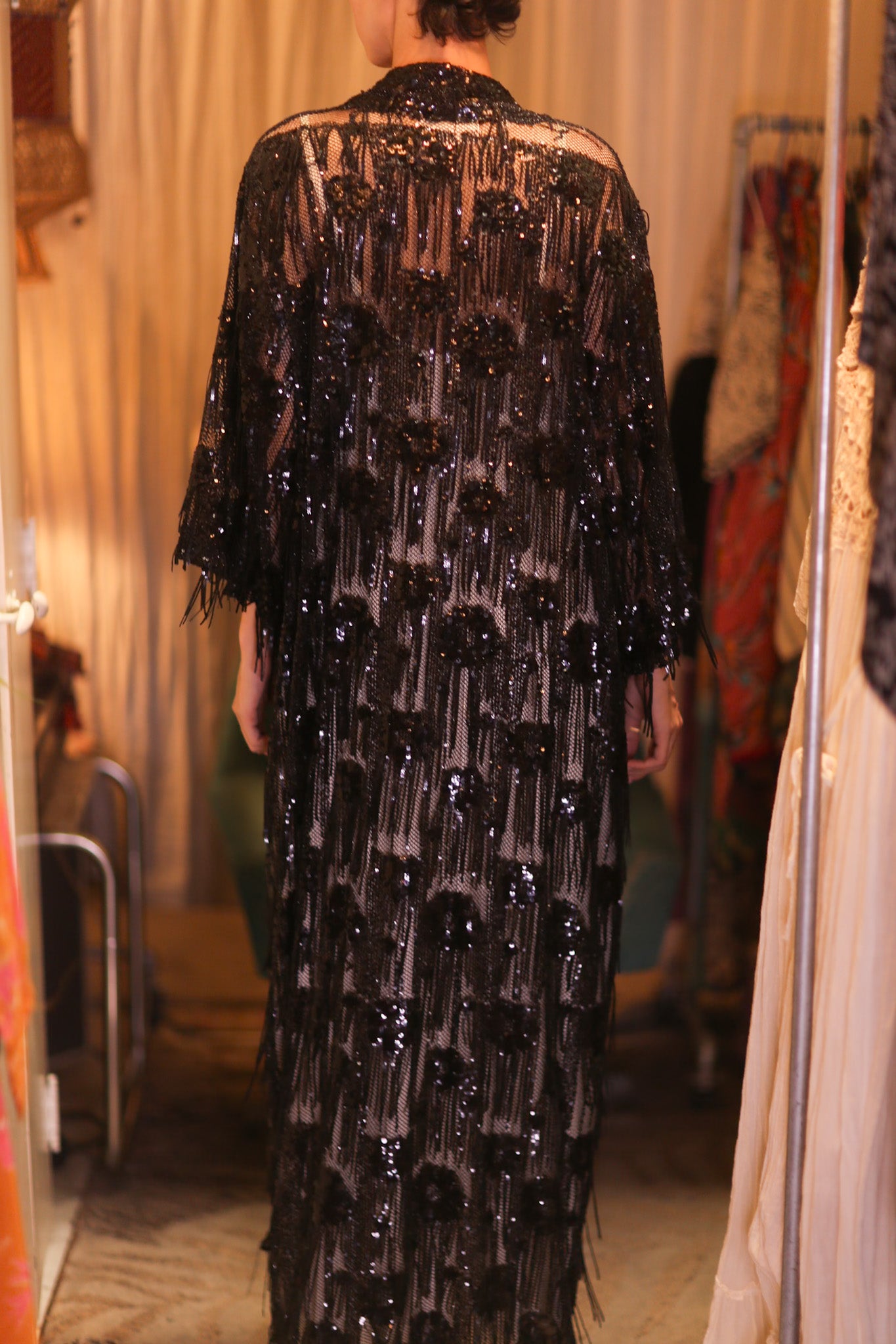 EMBROIDERED LONG FRINGE KIMONO MAHYUYA