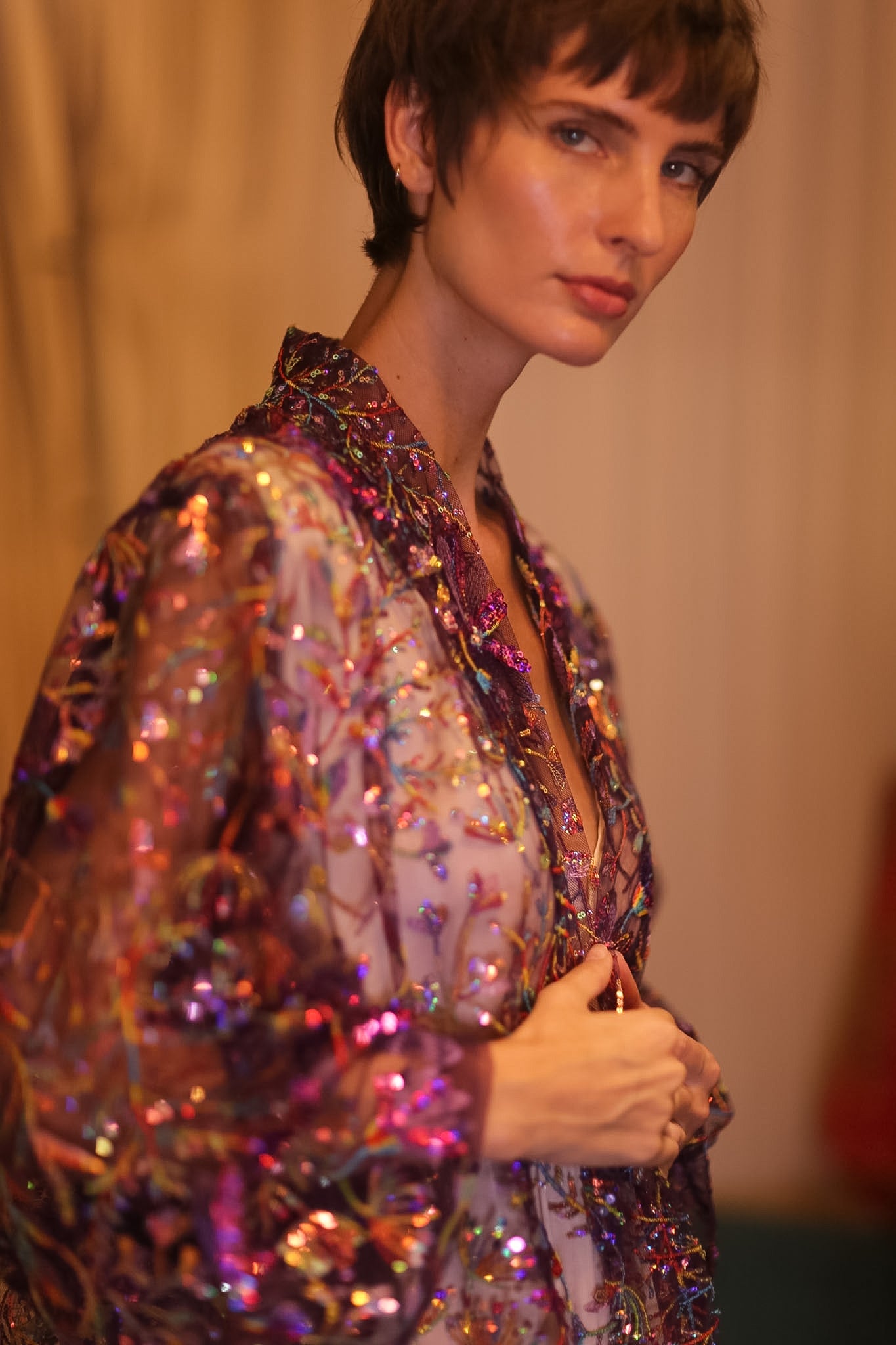 EMBROIDERED SHORT KIMONO PURPLE