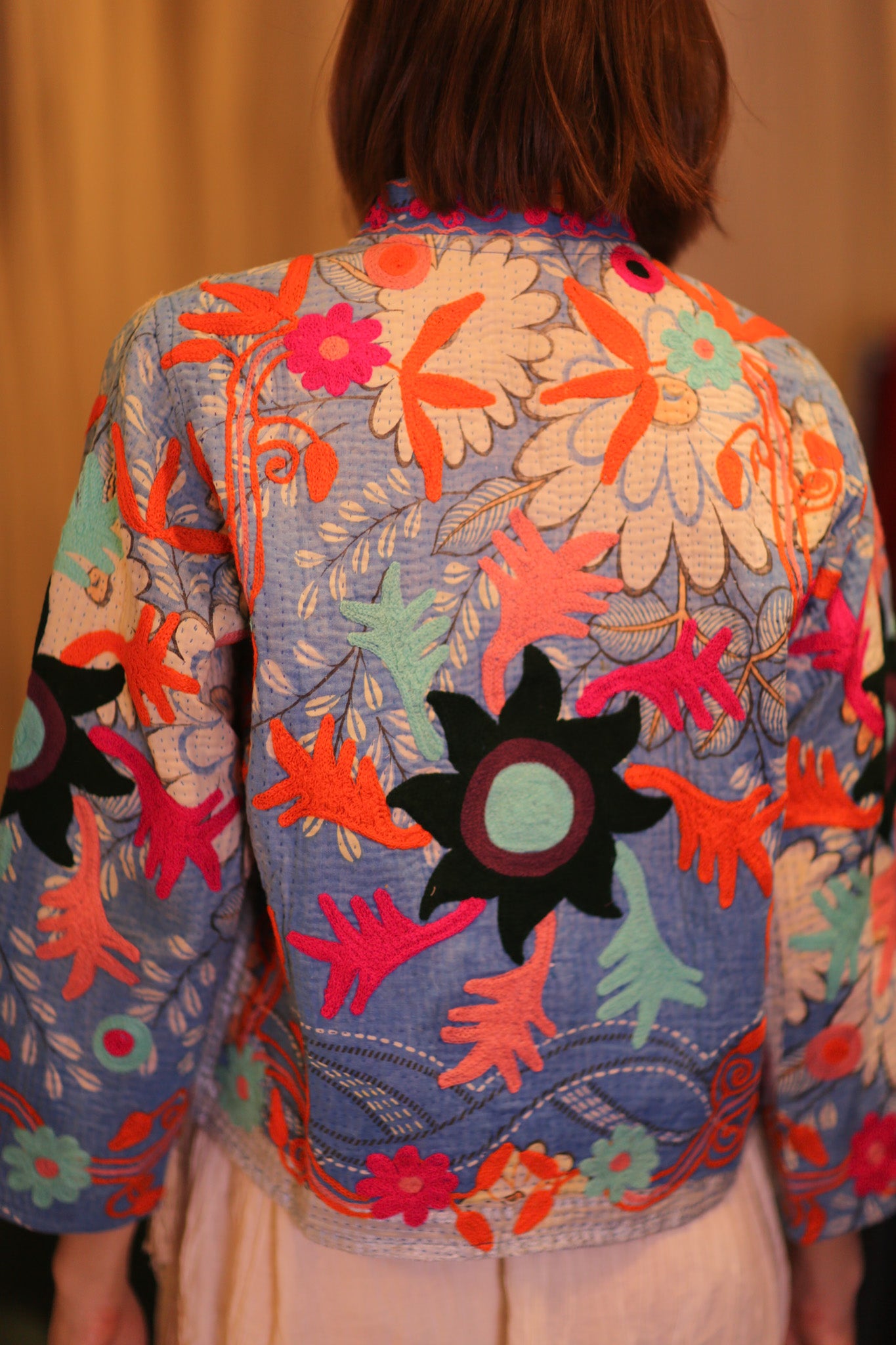 EMBROIDERED KANTHA SHORT JACKET INGRID KAUNGKIN