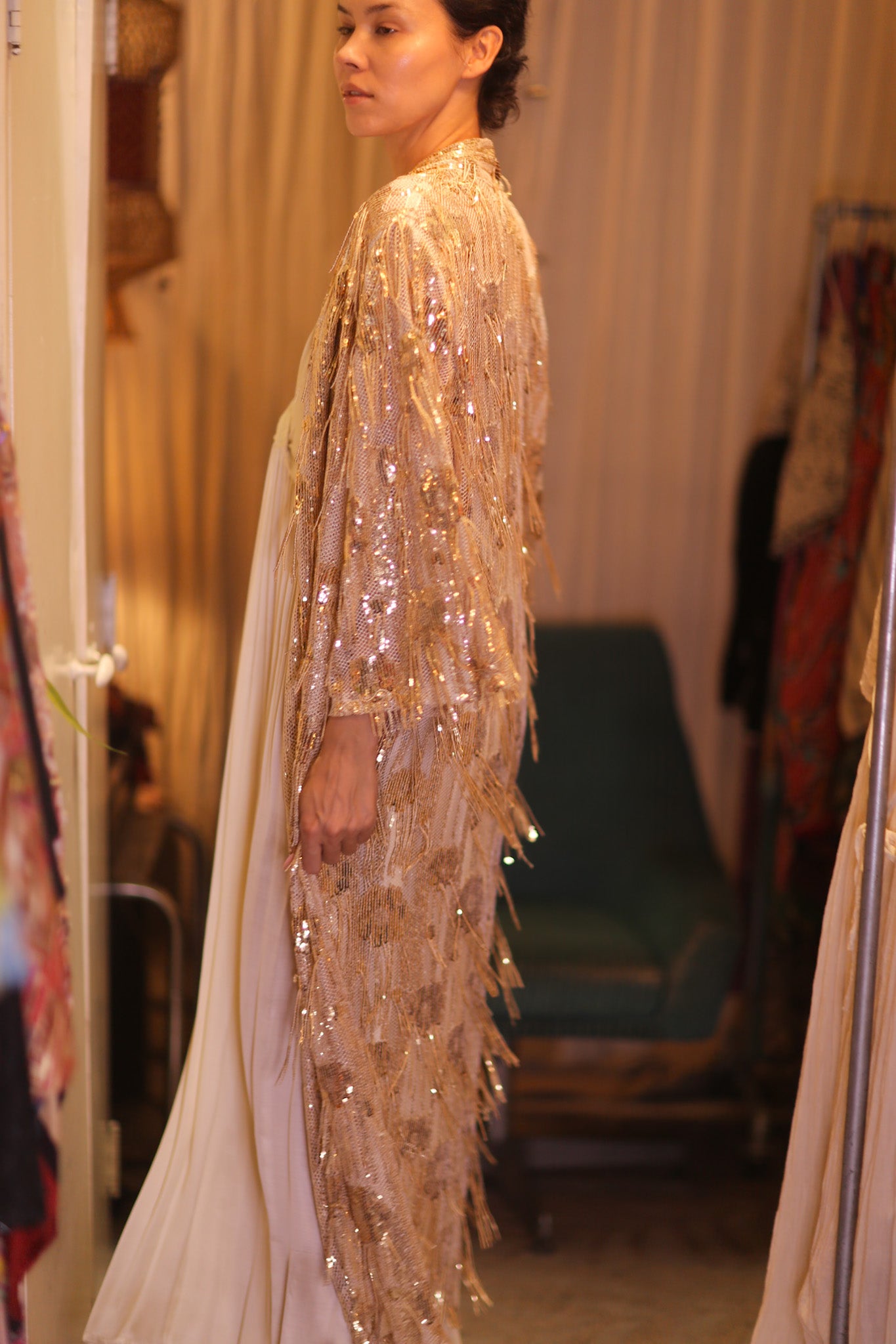 EMBROIDERED LONG FRINGE KIMONO GOLDEN