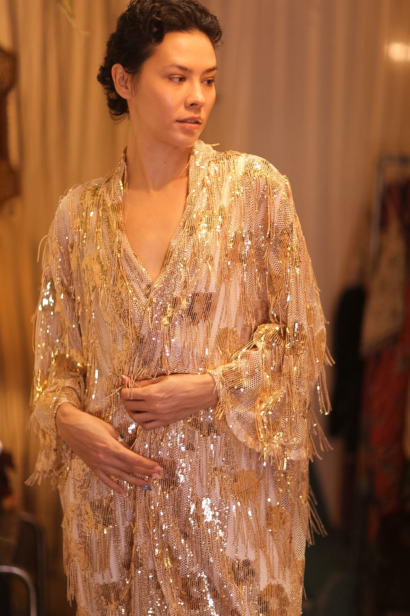EMBROIDERED LONG FRINGE KIMONO GOLDEN