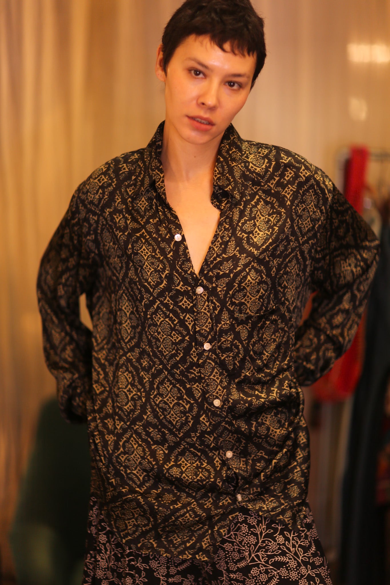 SILK BOYFRIEND SHIRT BILLIE KANA